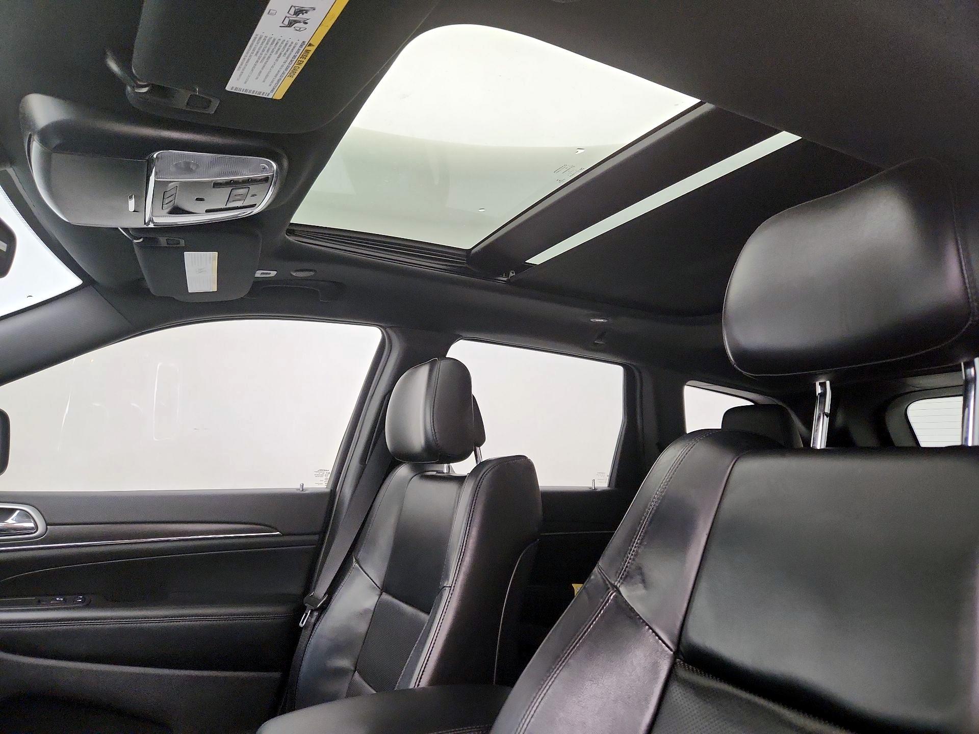 Thumbnail: 2018 Jeep Grand Cherokee - 20