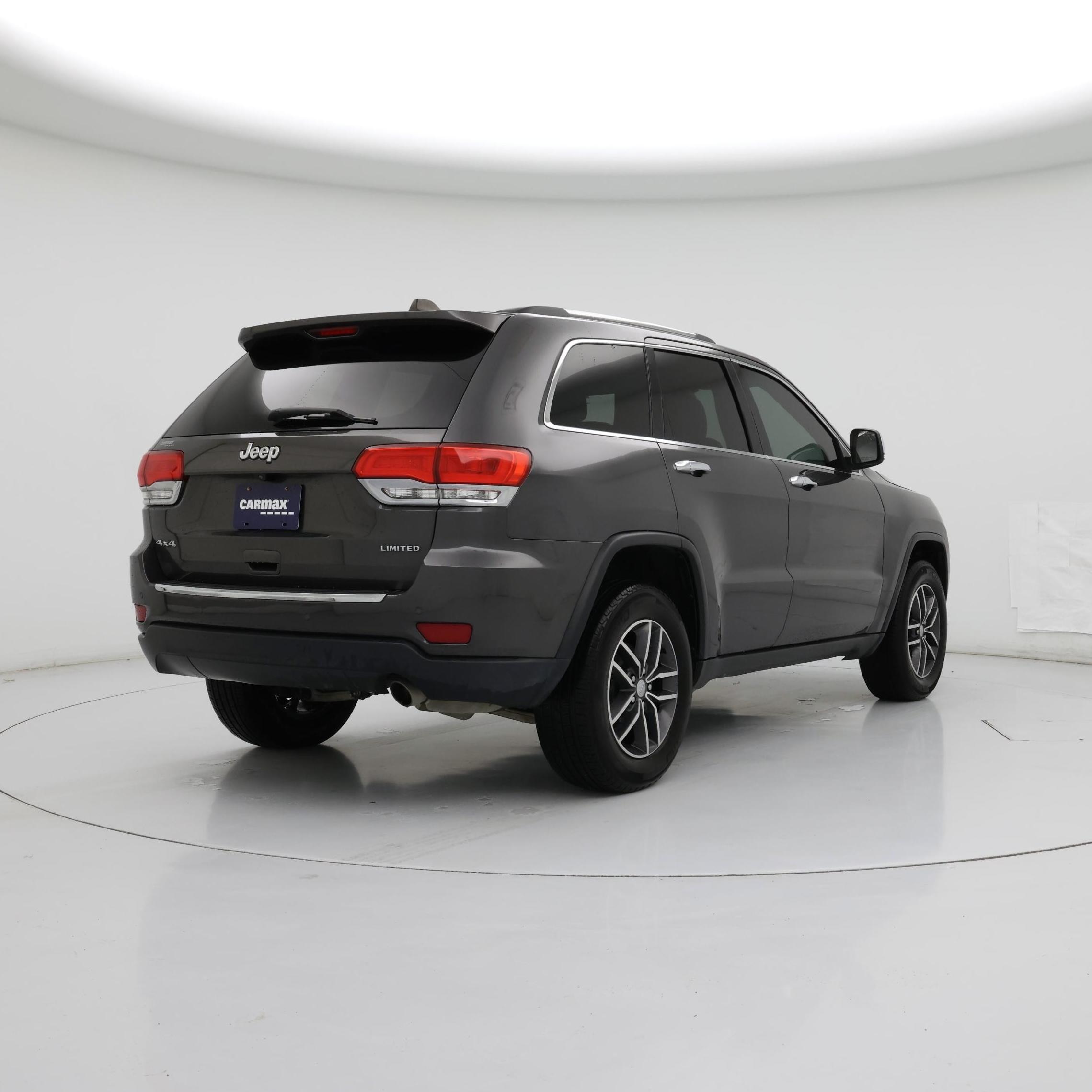 Thumbnail: 2018 Jeep Grand Cherokee - 8