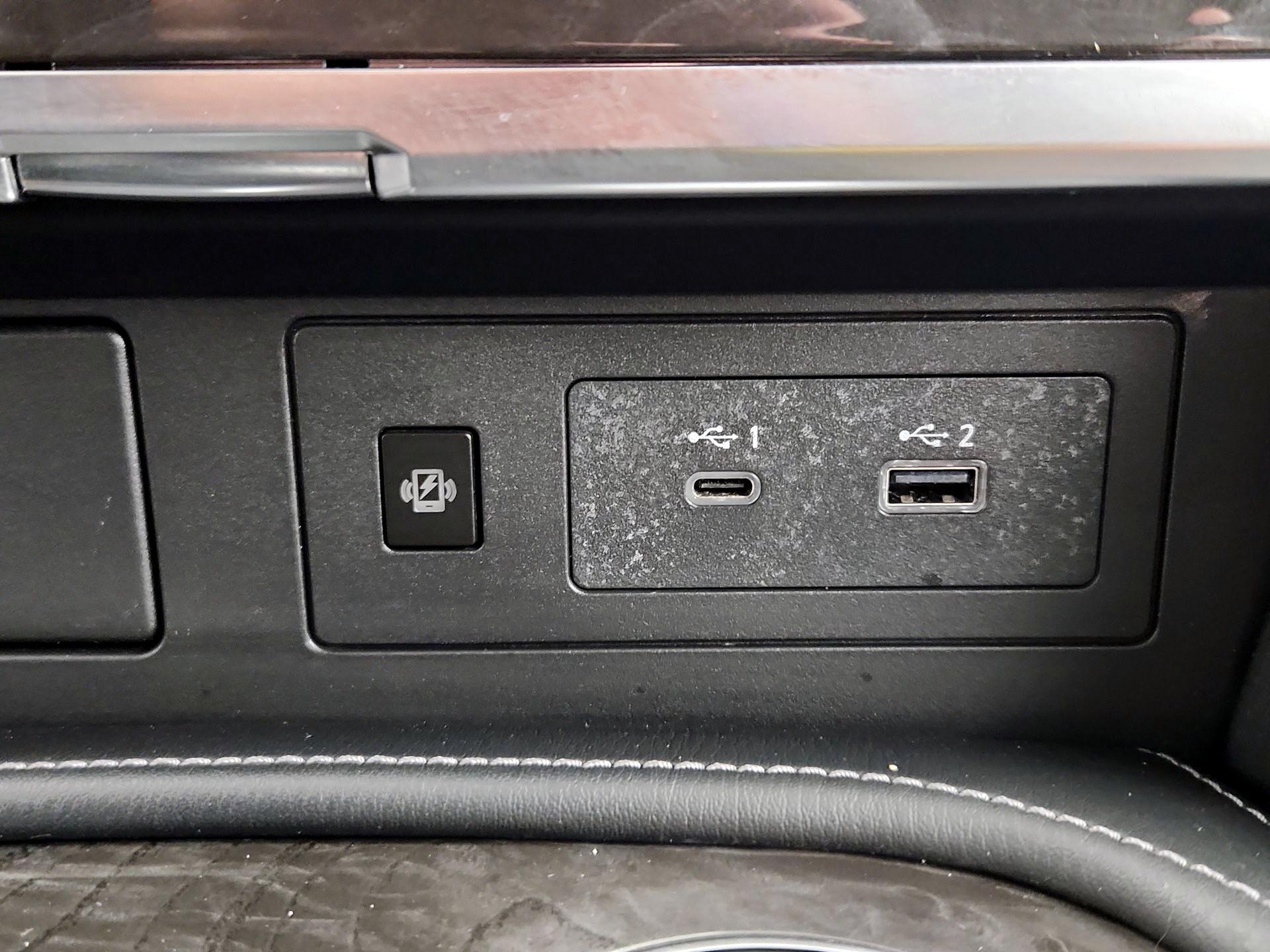 Thumbnail: 2024 INFINITI QX80 - 19