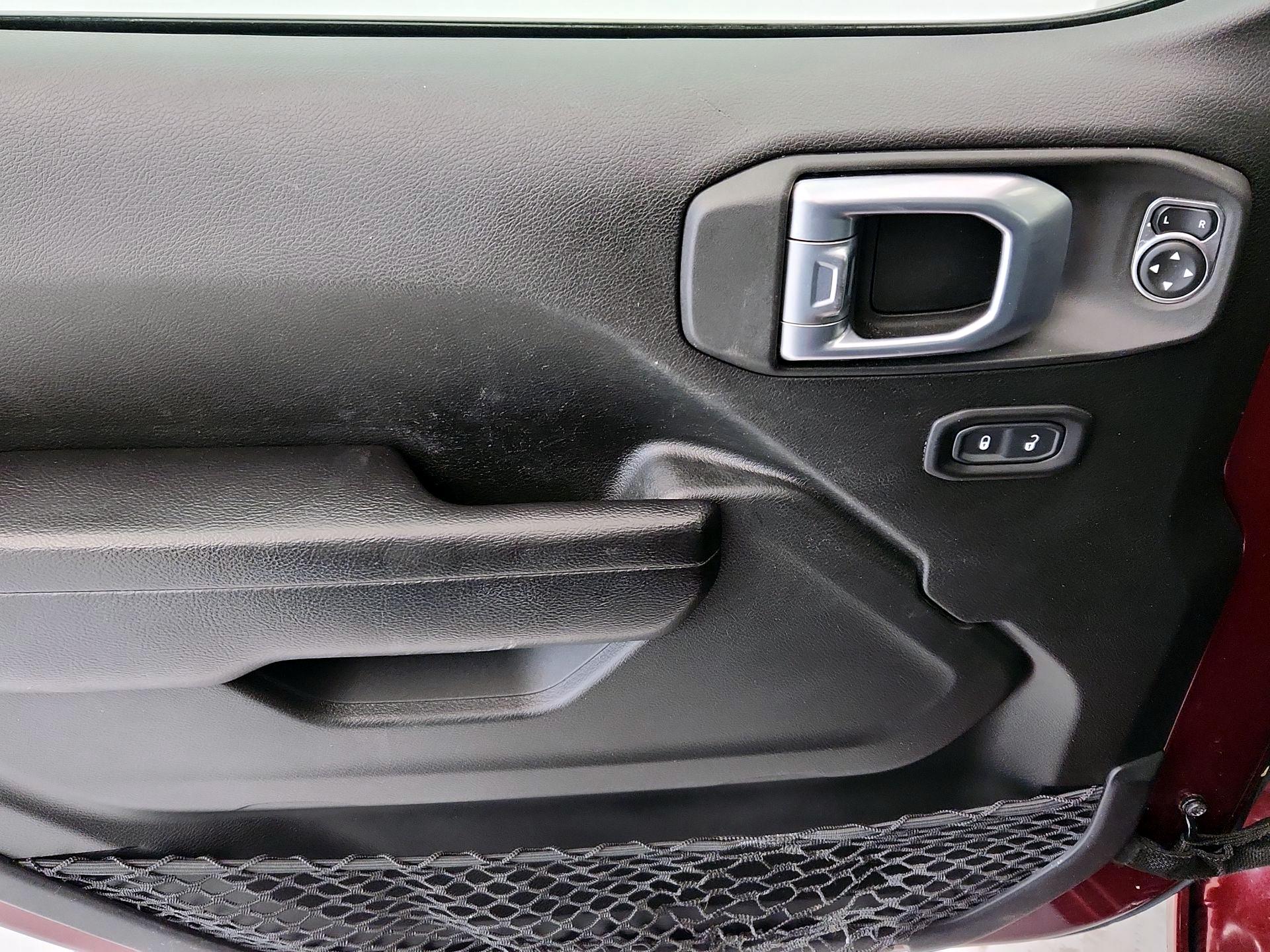 Thumbnail: 2021 Jeep Wrangler - 12