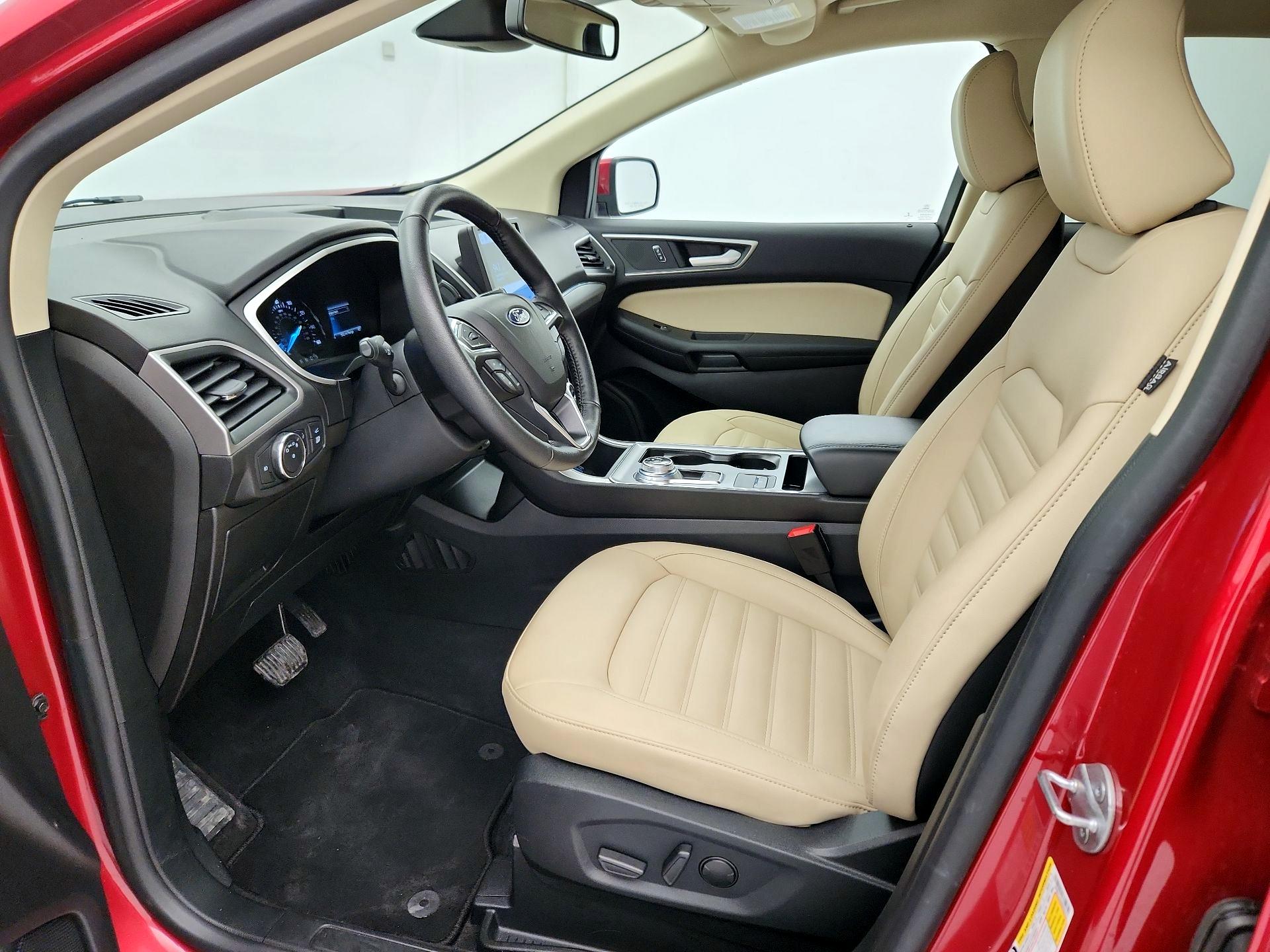 Thumbnail: 2021 Ford Edge - 11