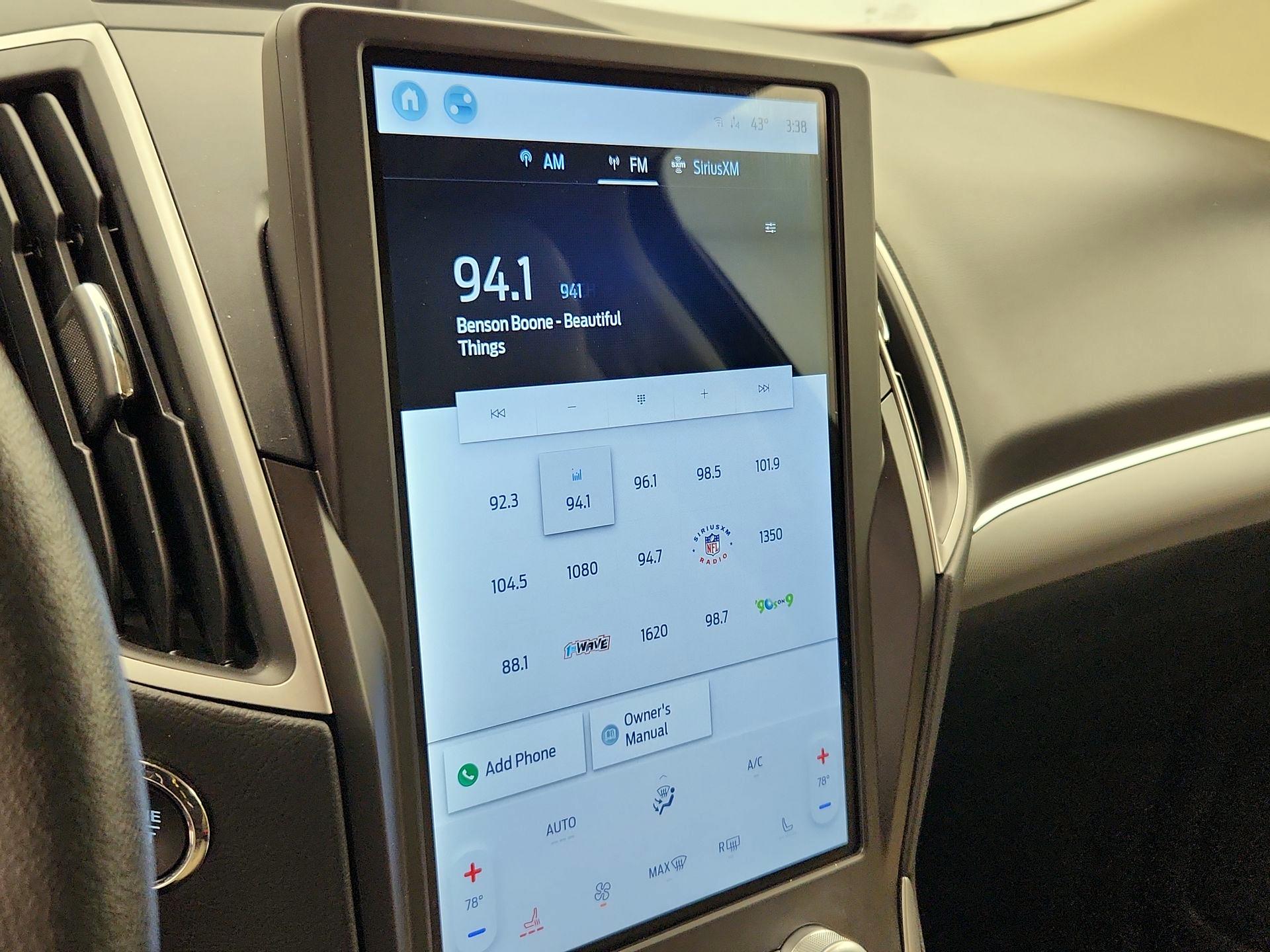 Thumbnail: 2021 Ford Edge - 15