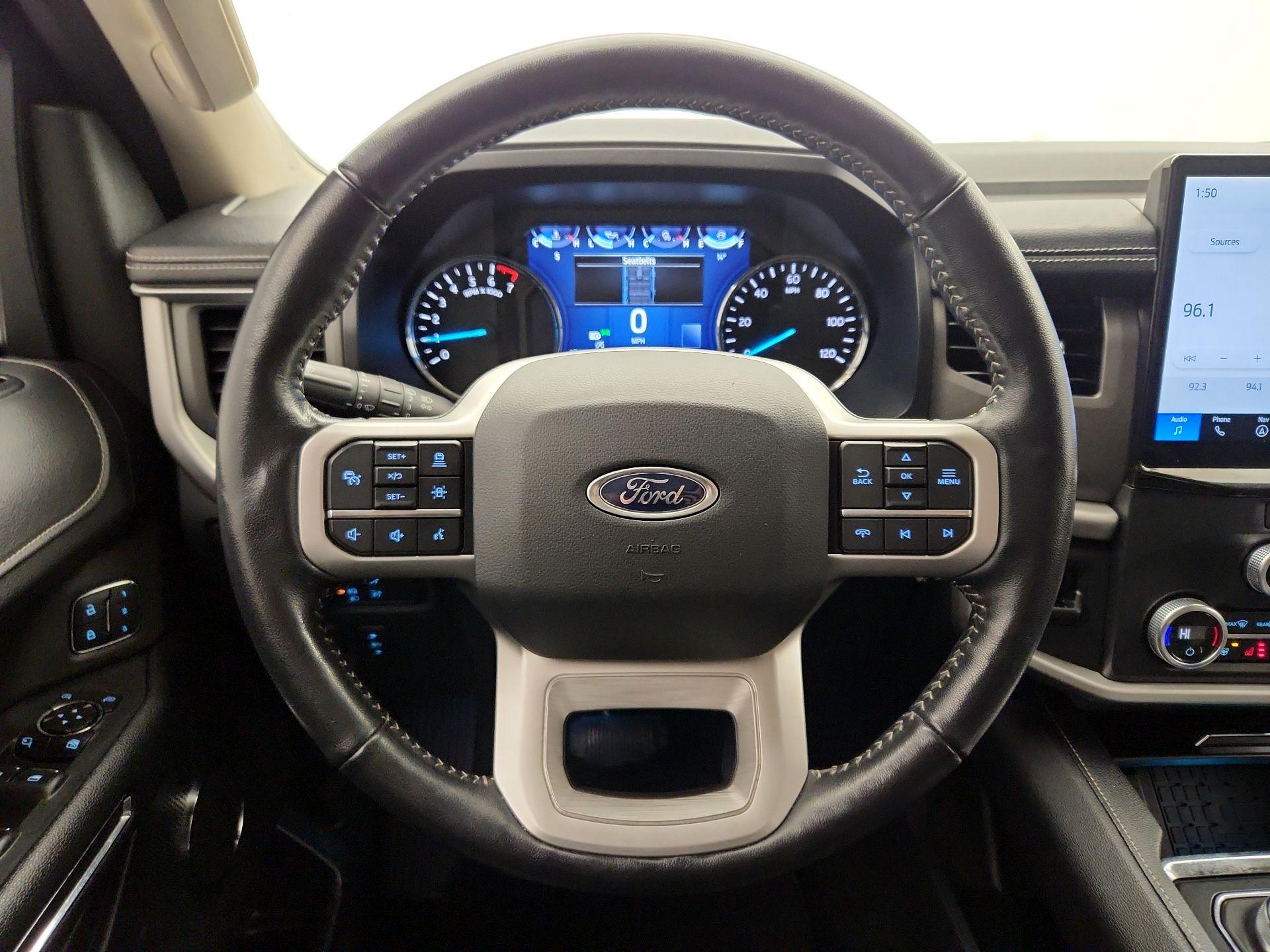 Thumbnail: 2022 Ford Expedition - 10