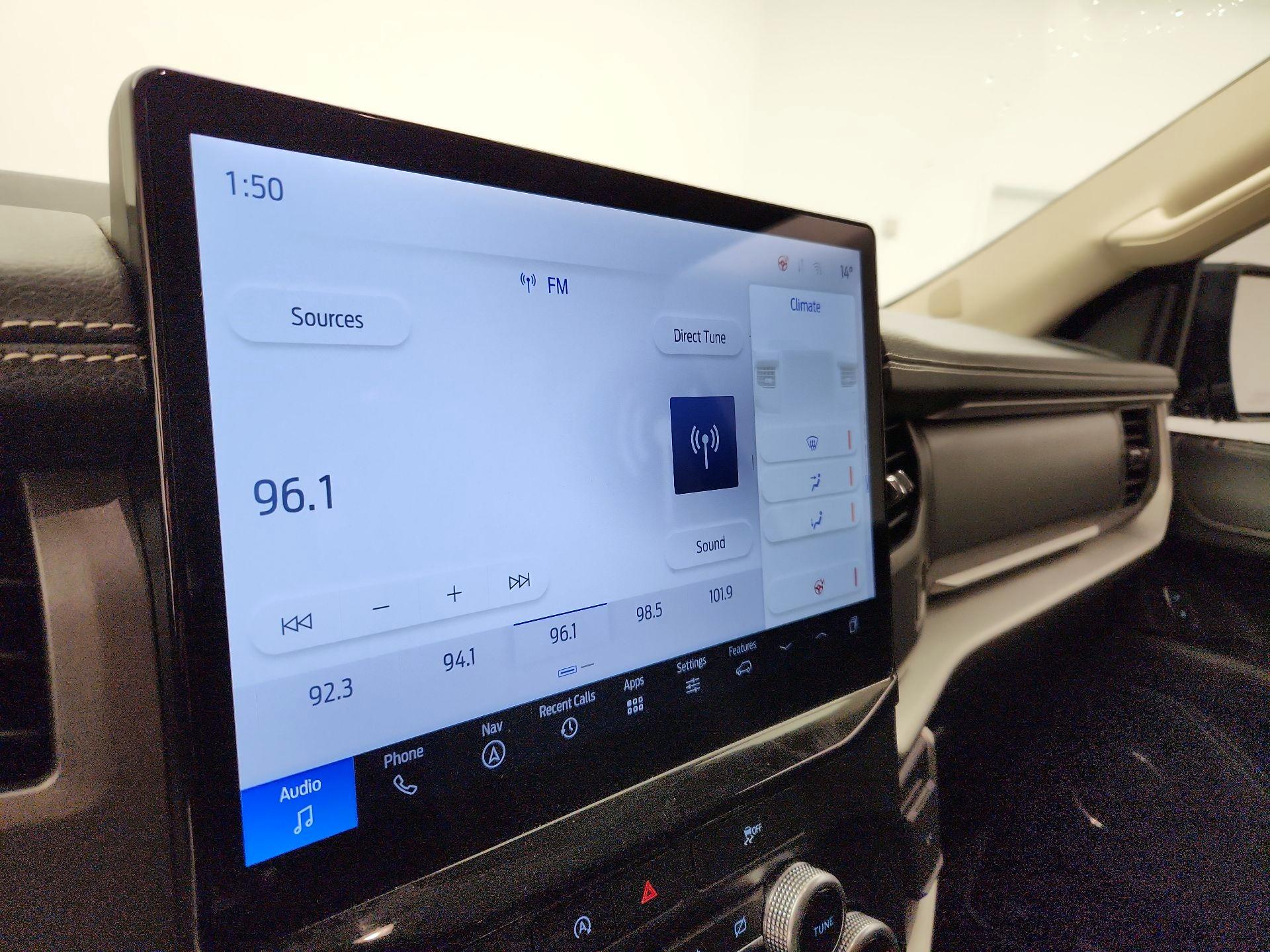 Thumbnail: 2022 Ford Expedition - 16