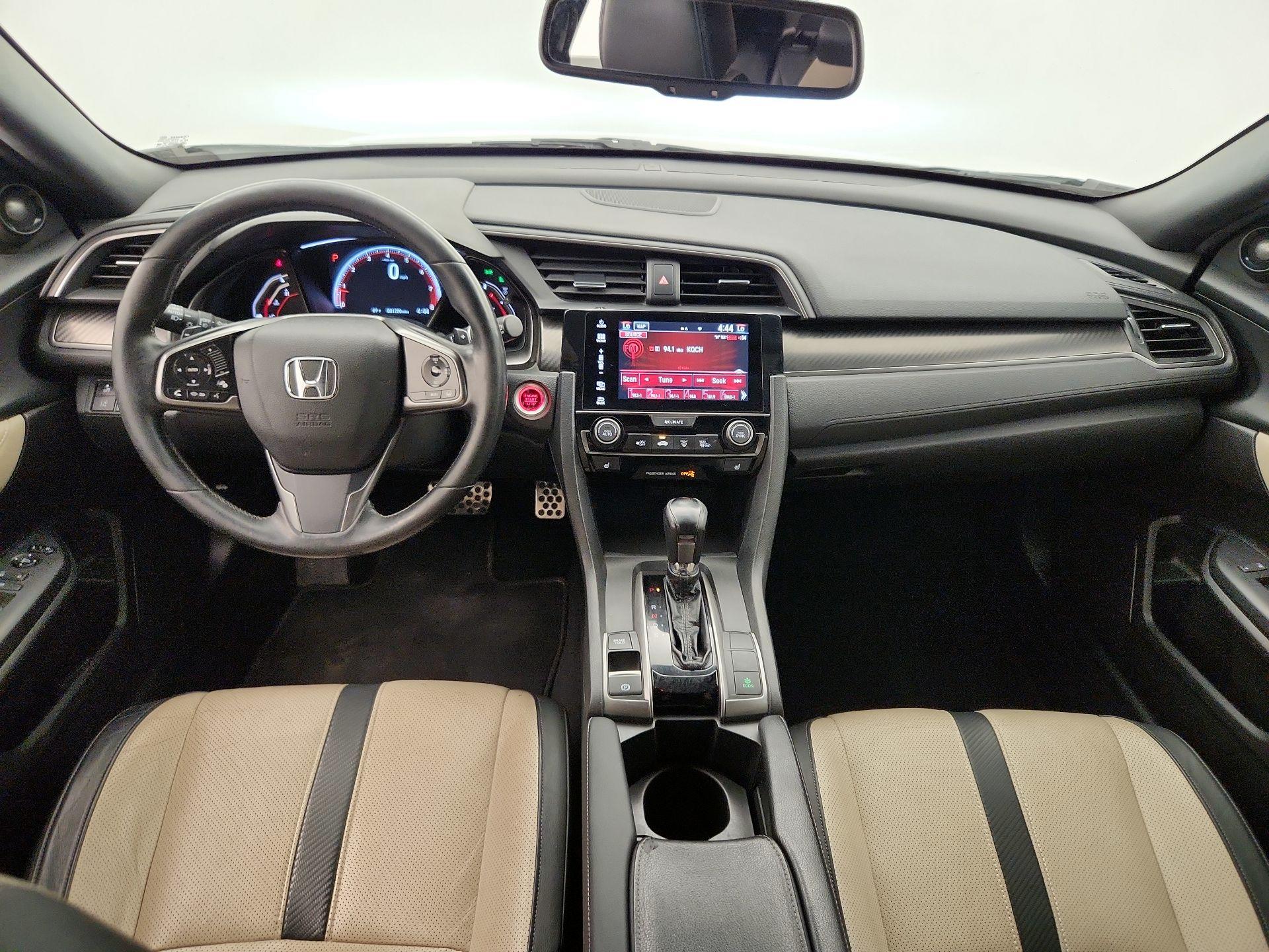 Thumbnail: 2017 Honda Civic - 9