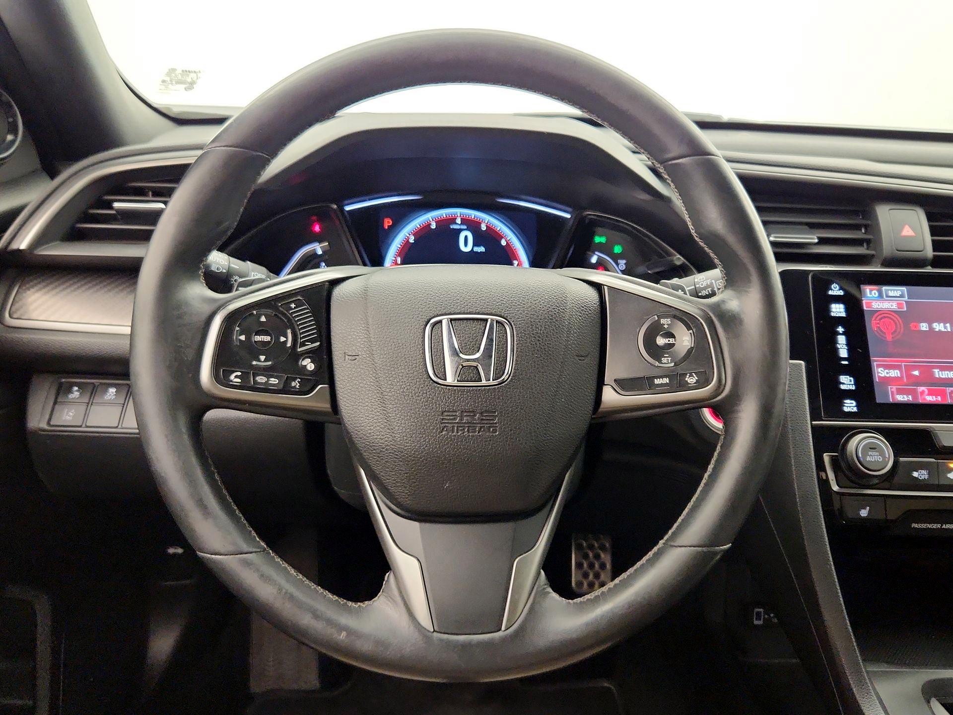 Thumbnail: 2017 Honda Civic - 10