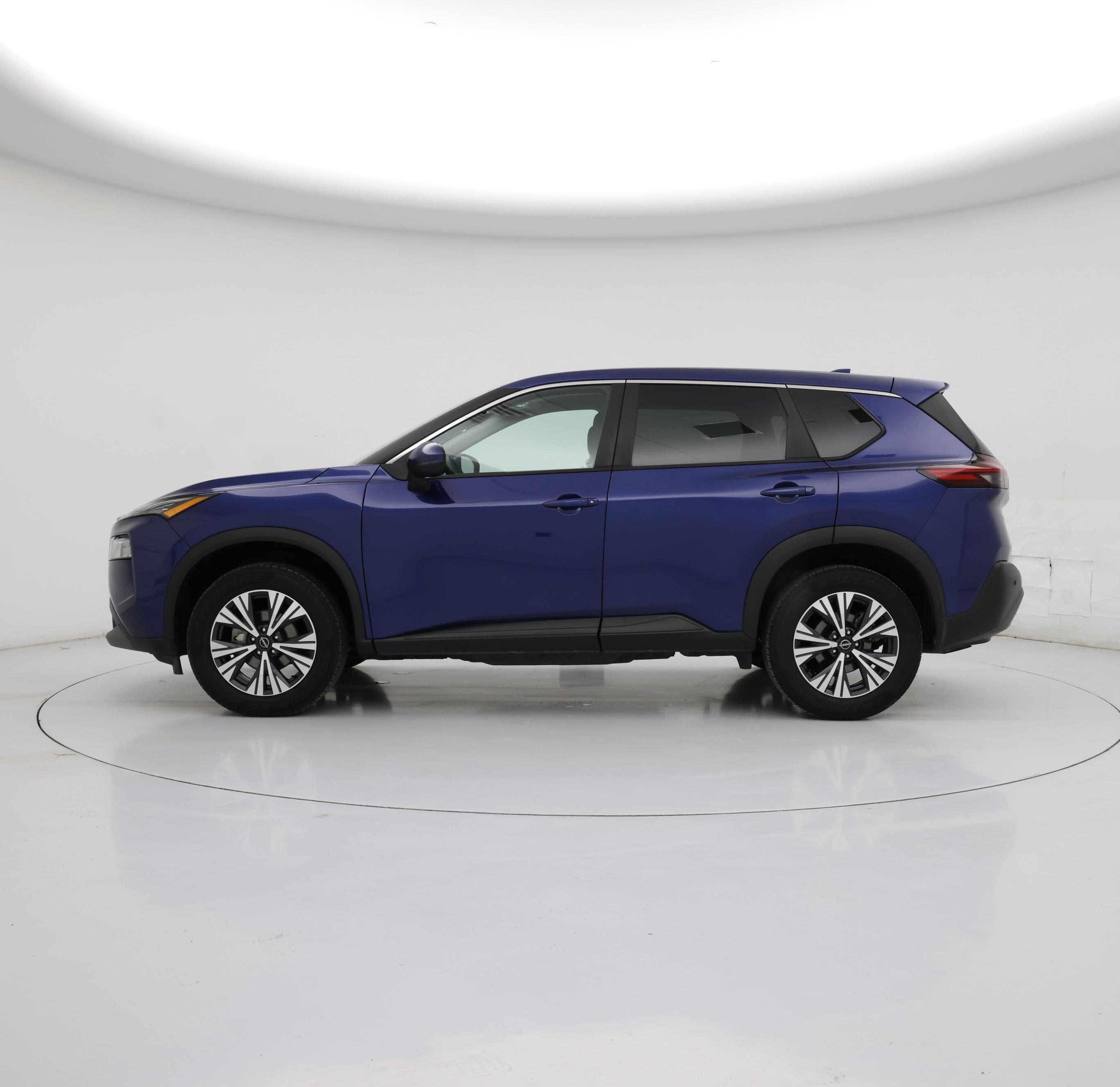 Thumbnail: 2022 Nissan Rogue - 3