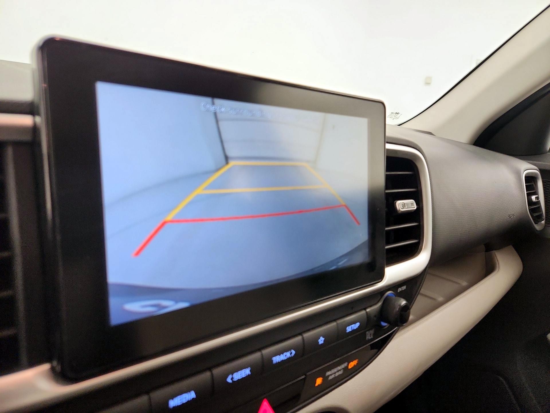 Thumbnail: 2021 Hyundai Venue - 14