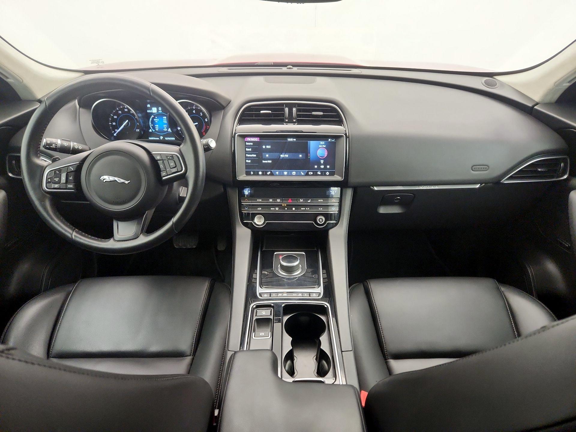 Thumbnail: 2020 Jaguar F-Pace - 9