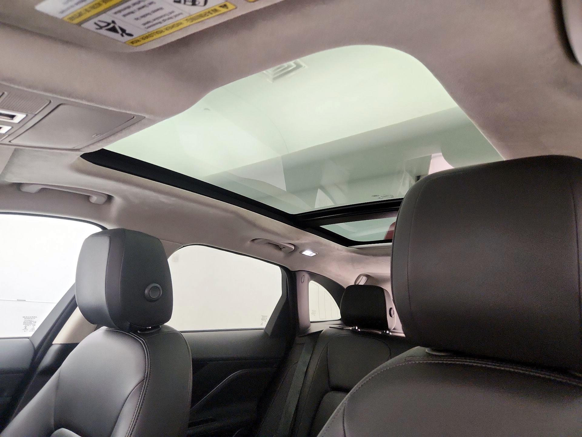 Thumbnail: 2020 Jaguar F-Pace - 20