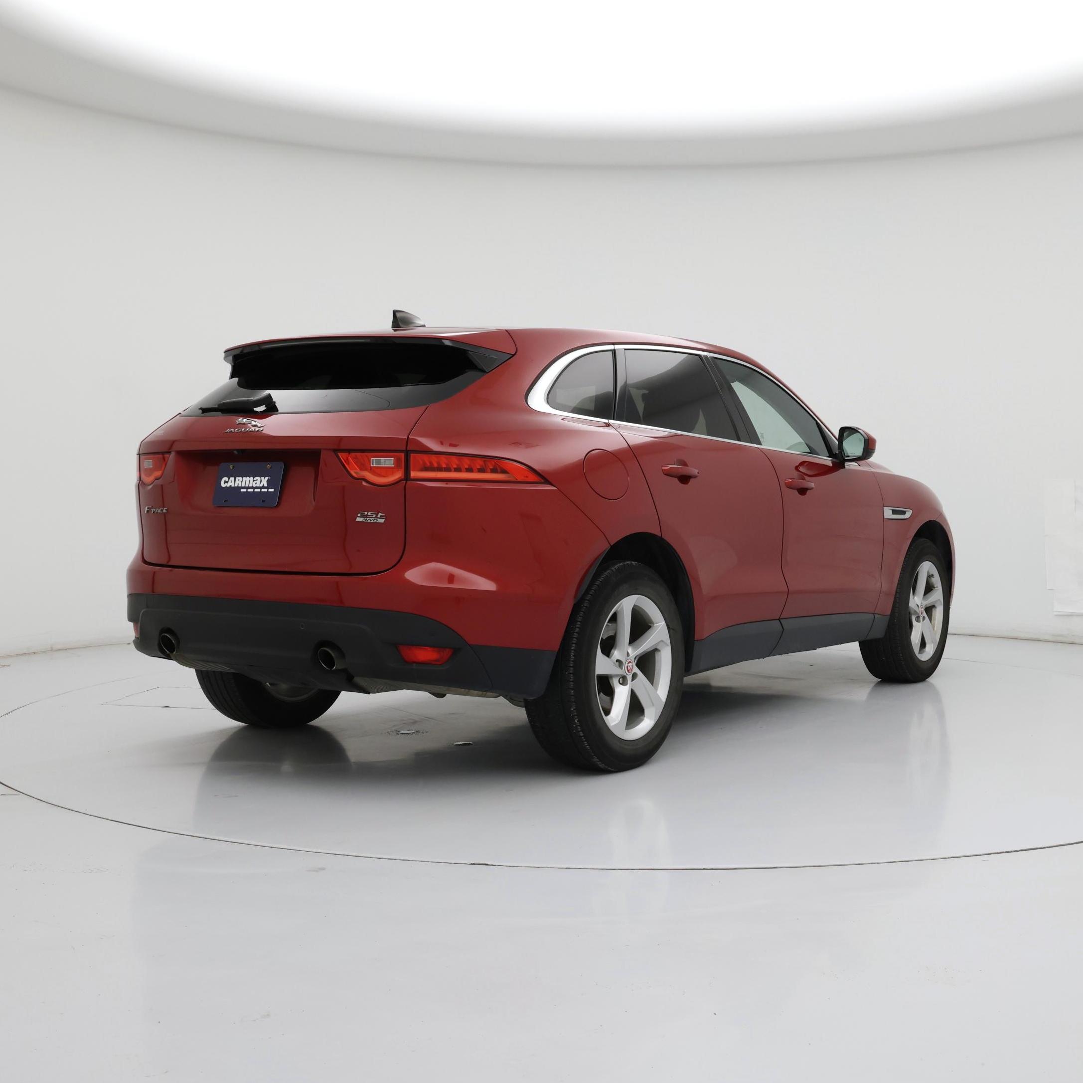 Thumbnail: 2020 Jaguar F-Pace - 8