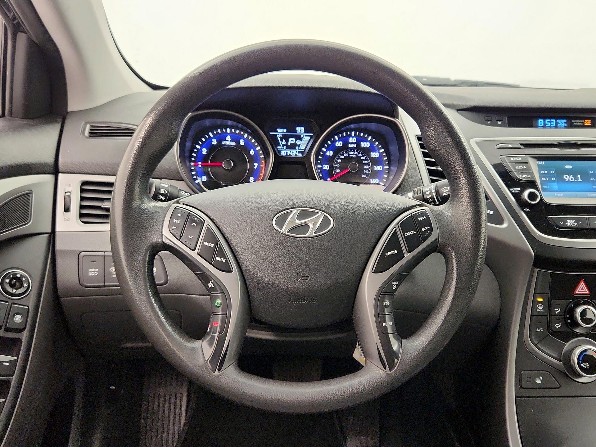 Thumbnail: 2014 Hyundai Elantra - 10