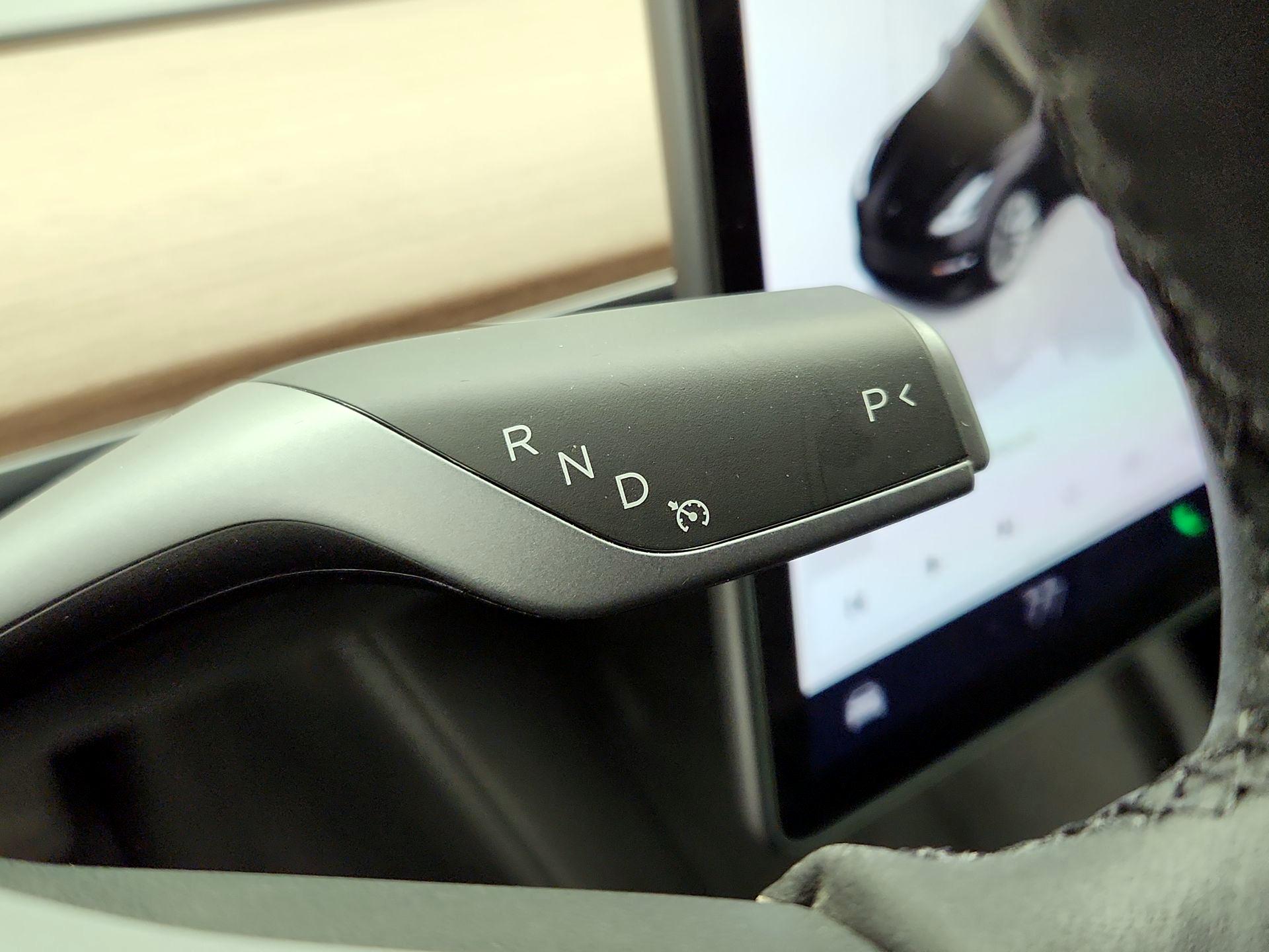 Thumbnail: 2023 Tesla Model 3 - 17