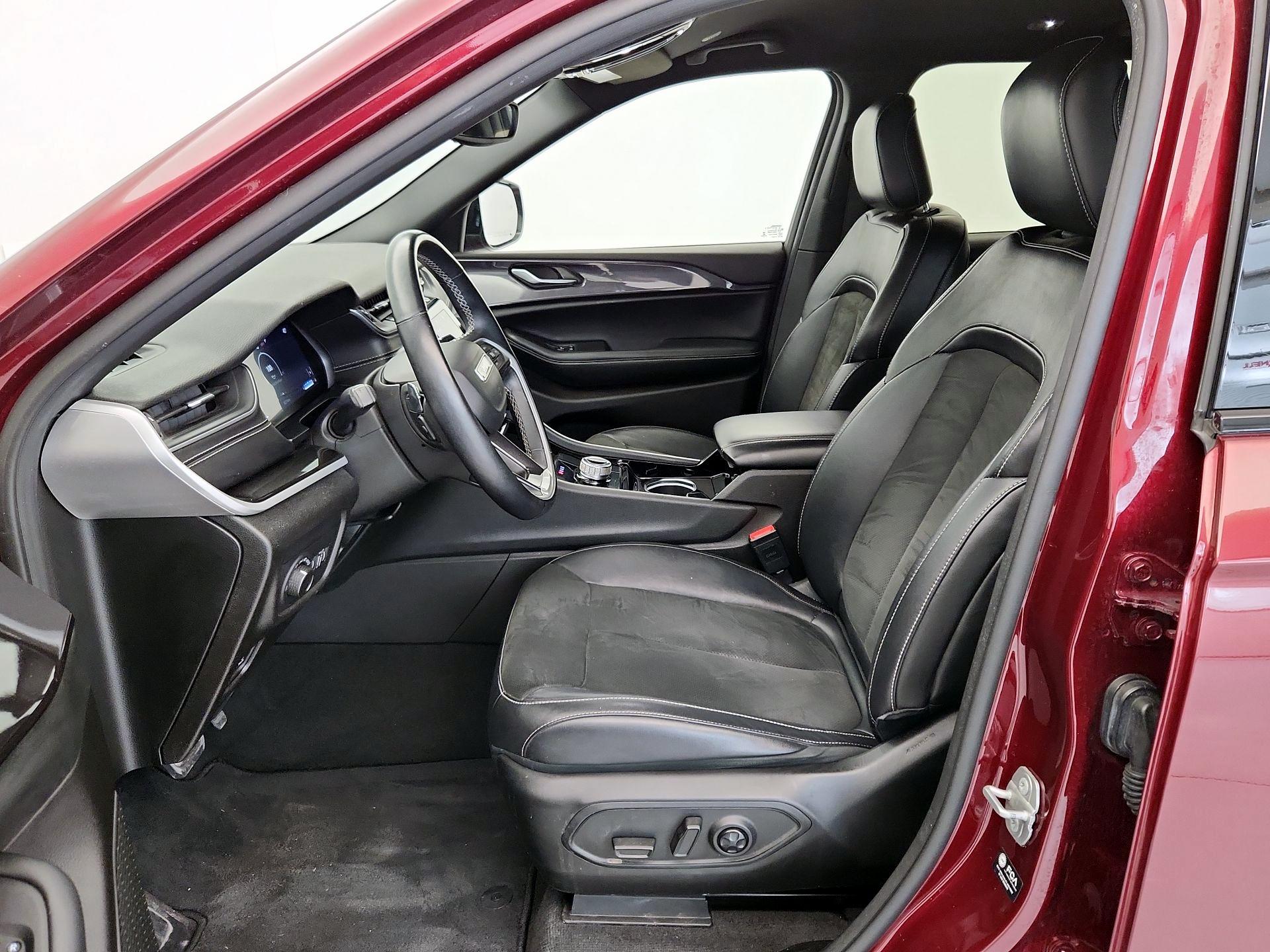 Thumbnail: 2021 Jeep Grand Cherokee L - 11