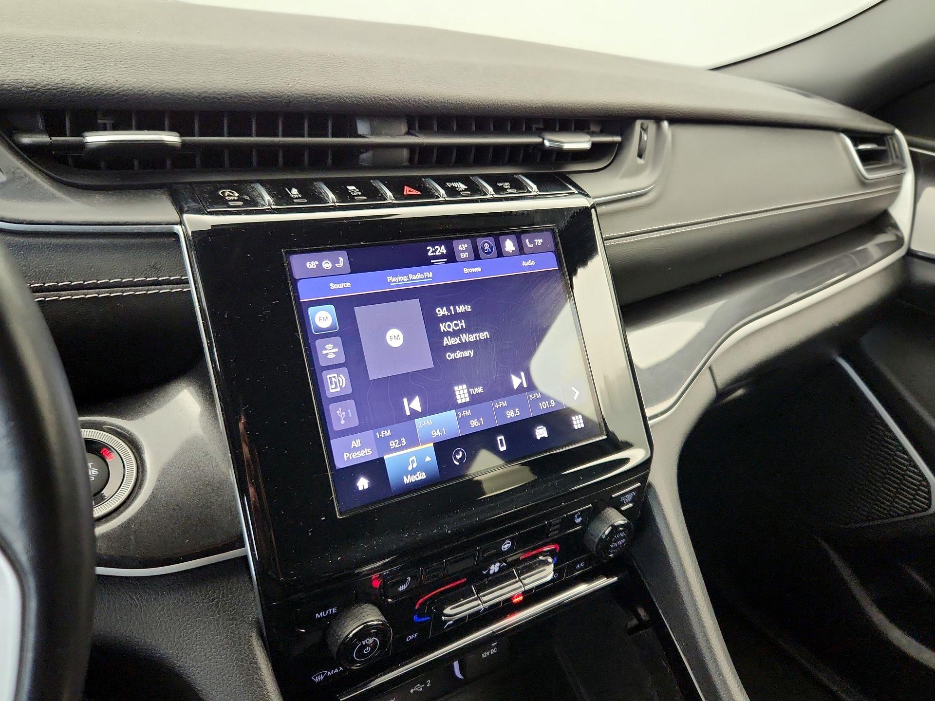 Thumbnail: 2021 Jeep Grand Cherokee L - 15