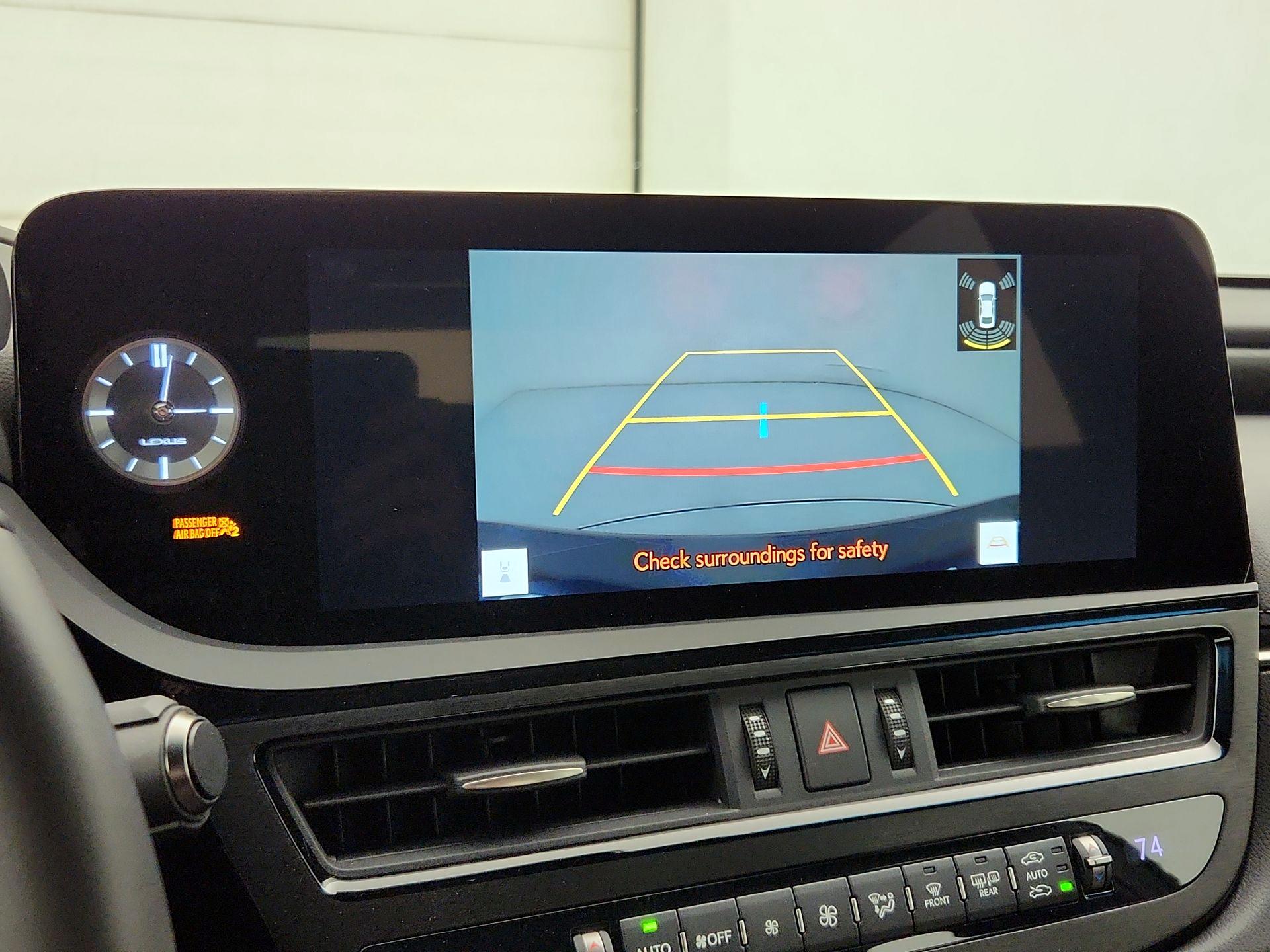 Thumbnail: 2023 Lexus ES - 14