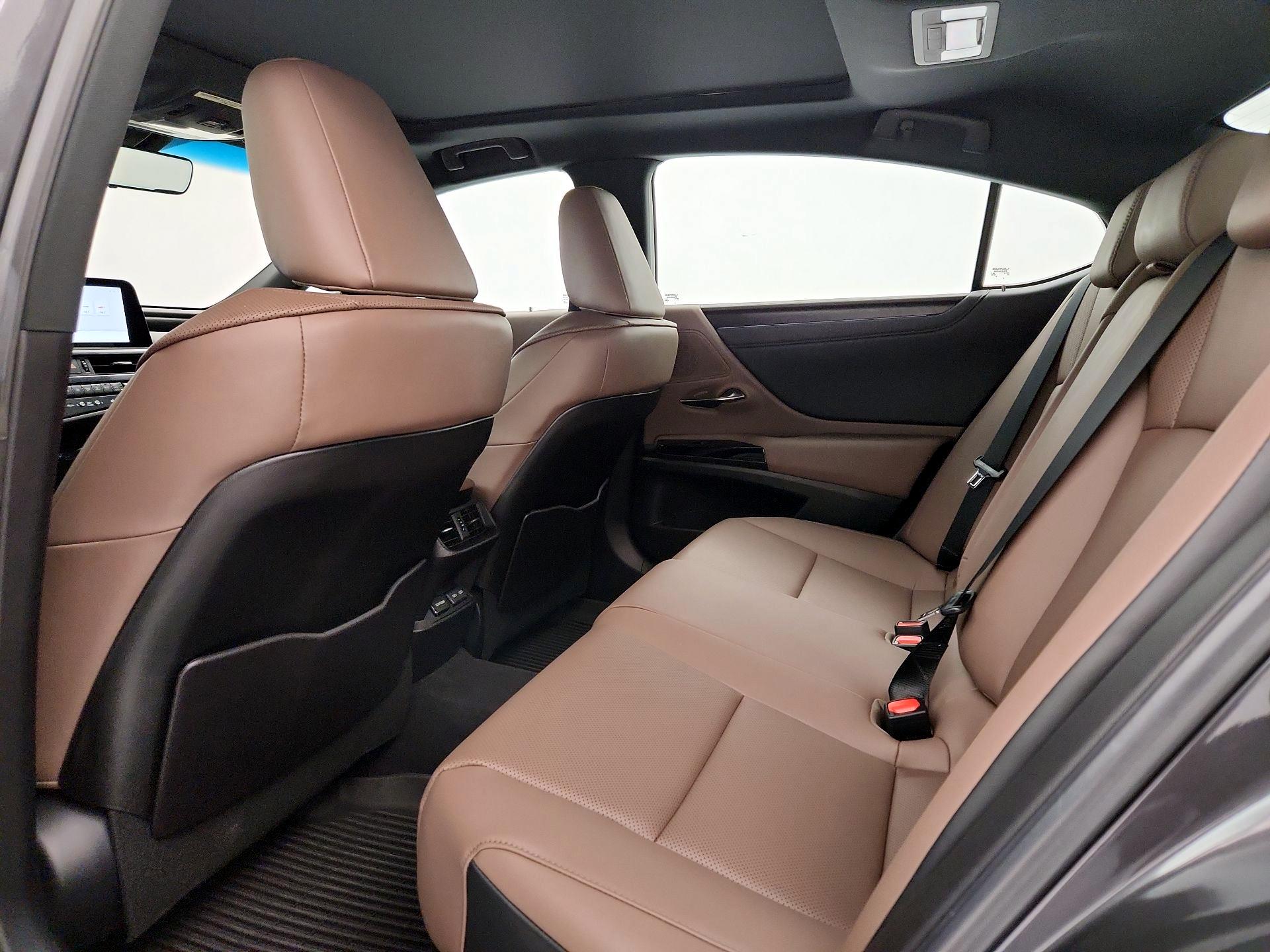 Thumbnail: 2023 Lexus ES - 20