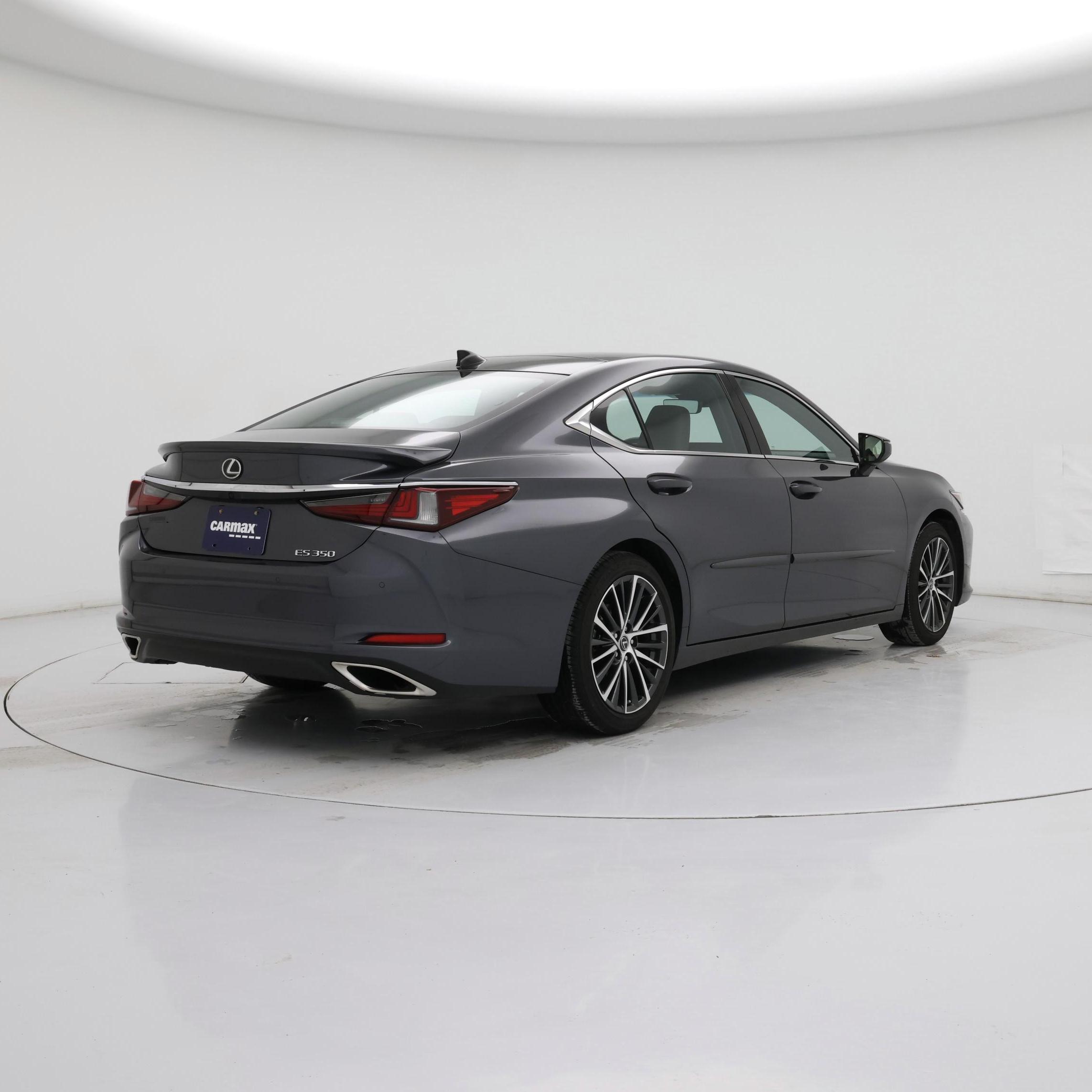 Thumbnail: 2023 Lexus ES - 8