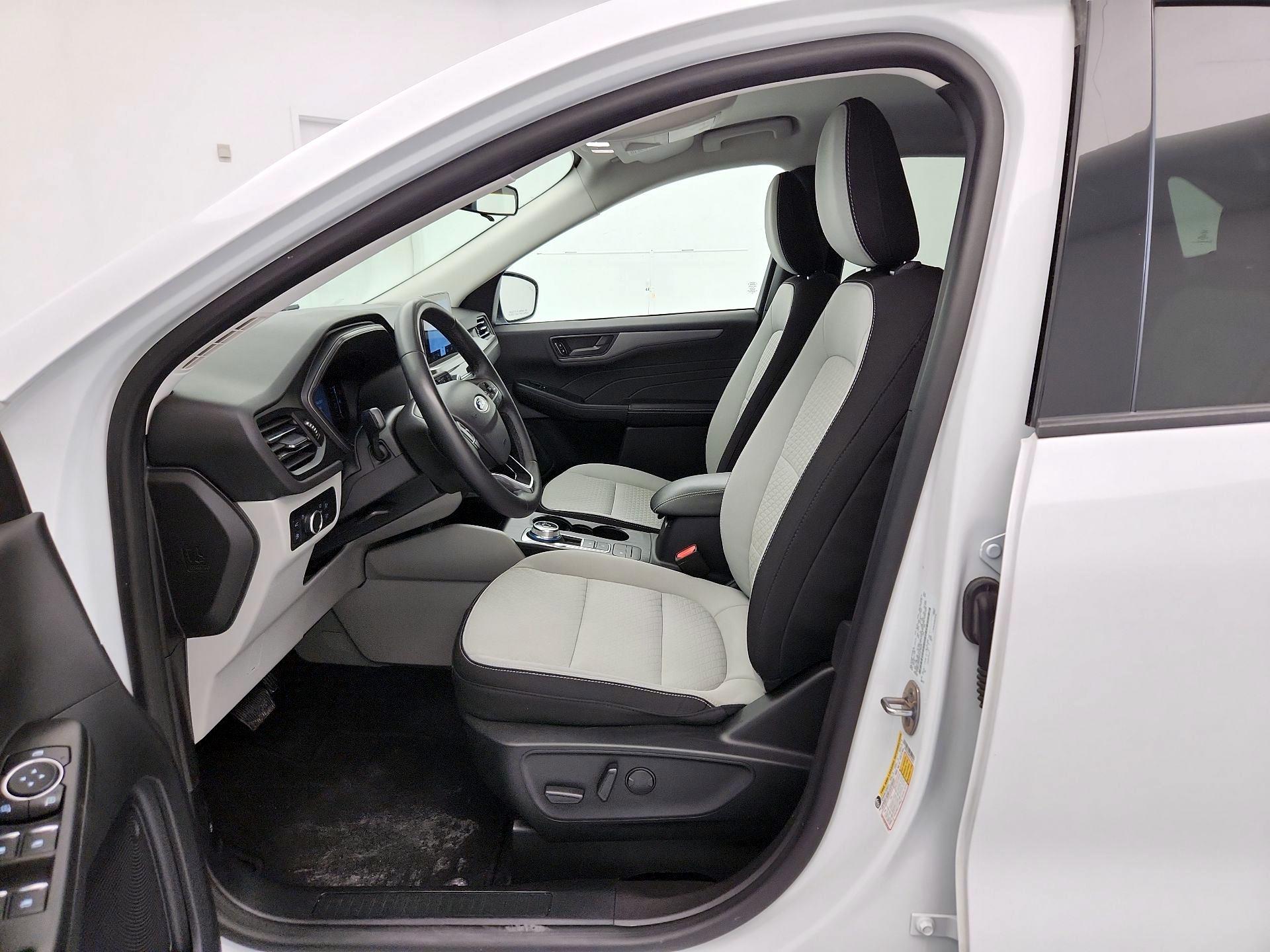 Thumbnail: 2023 Ford Escape - 11