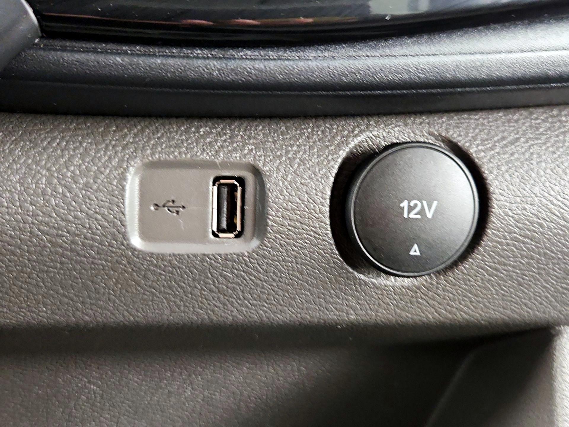 Thumbnail: 2023 Ford Transit Series - 19