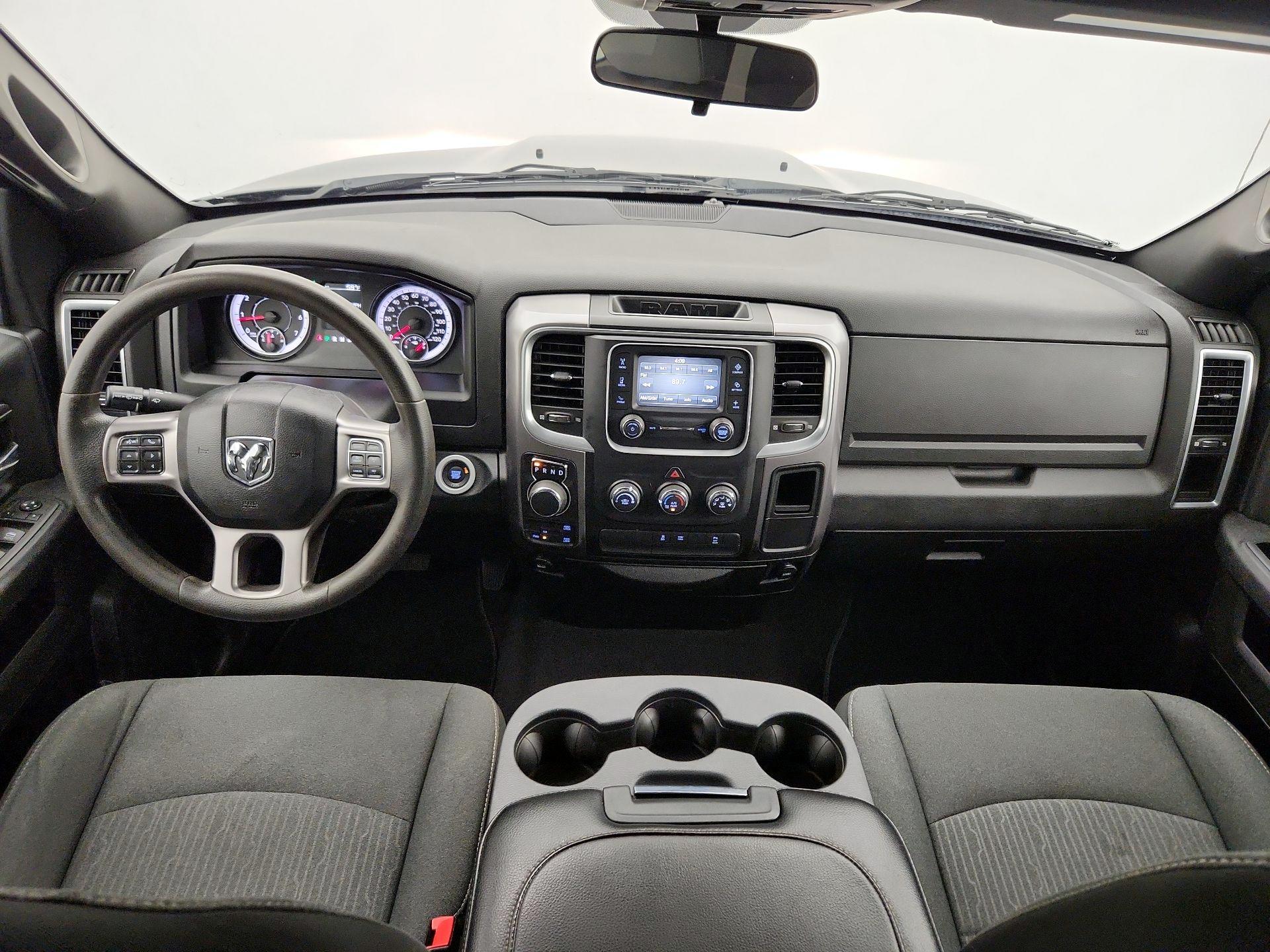 Thumbnail: 2022 RAM 1500 Classic - 9