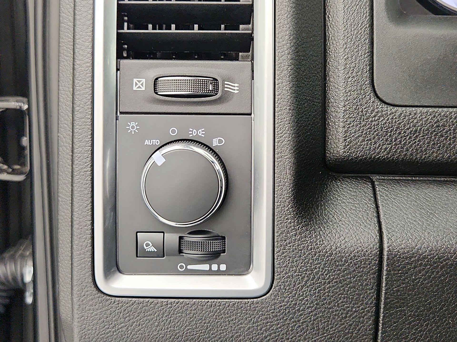 Thumbnail: 2022 RAM 1500 Classic - 13