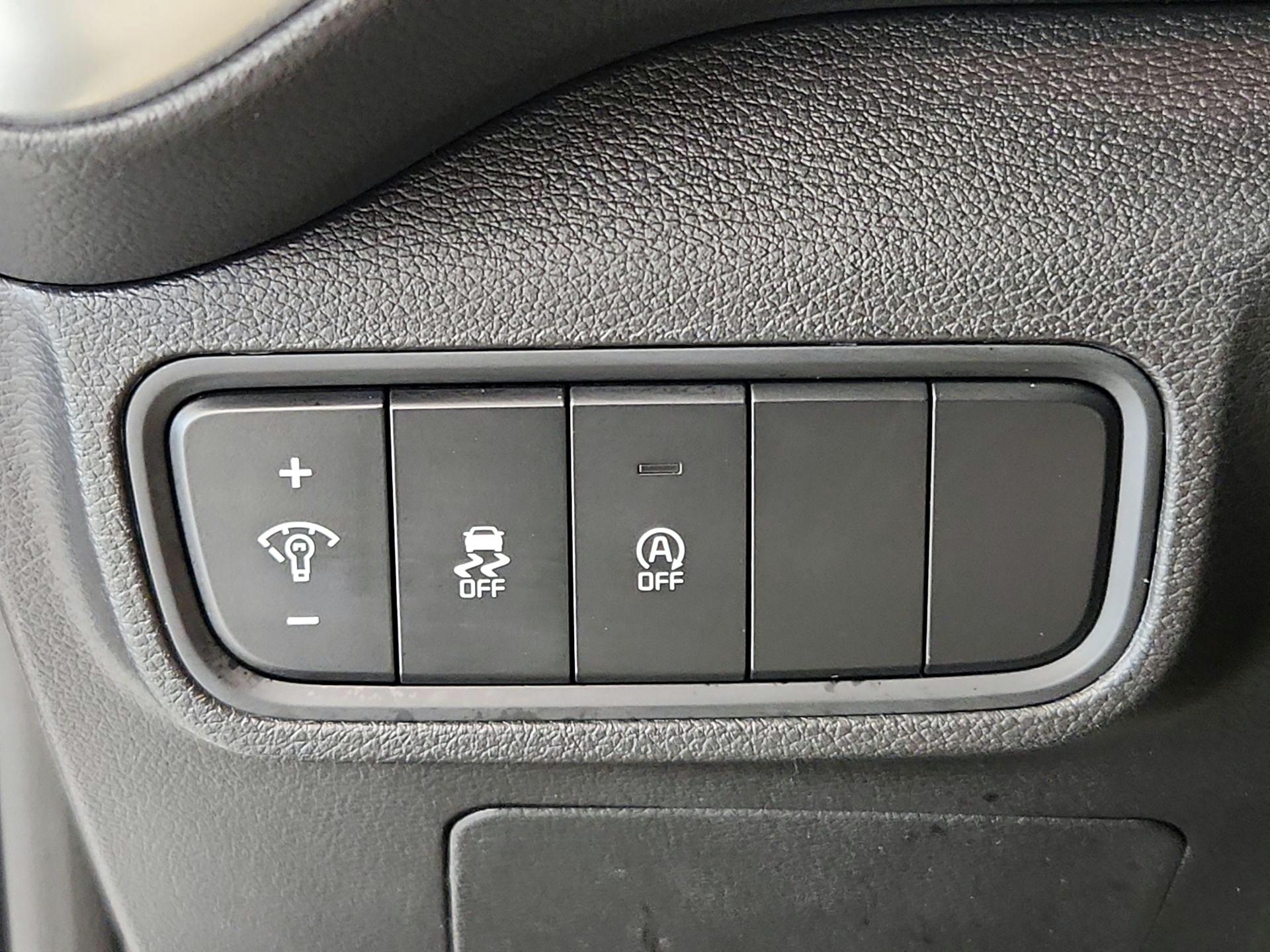 Thumbnail: 2023 Kia Soul - 13