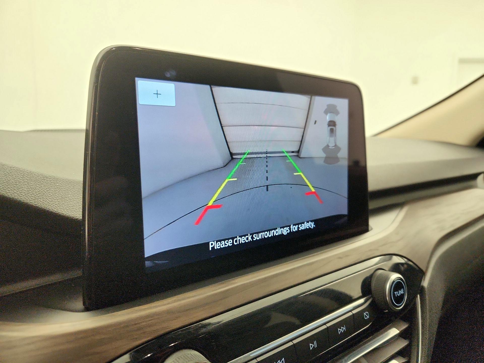 Thumbnail: 2020 Ford Escape - 15