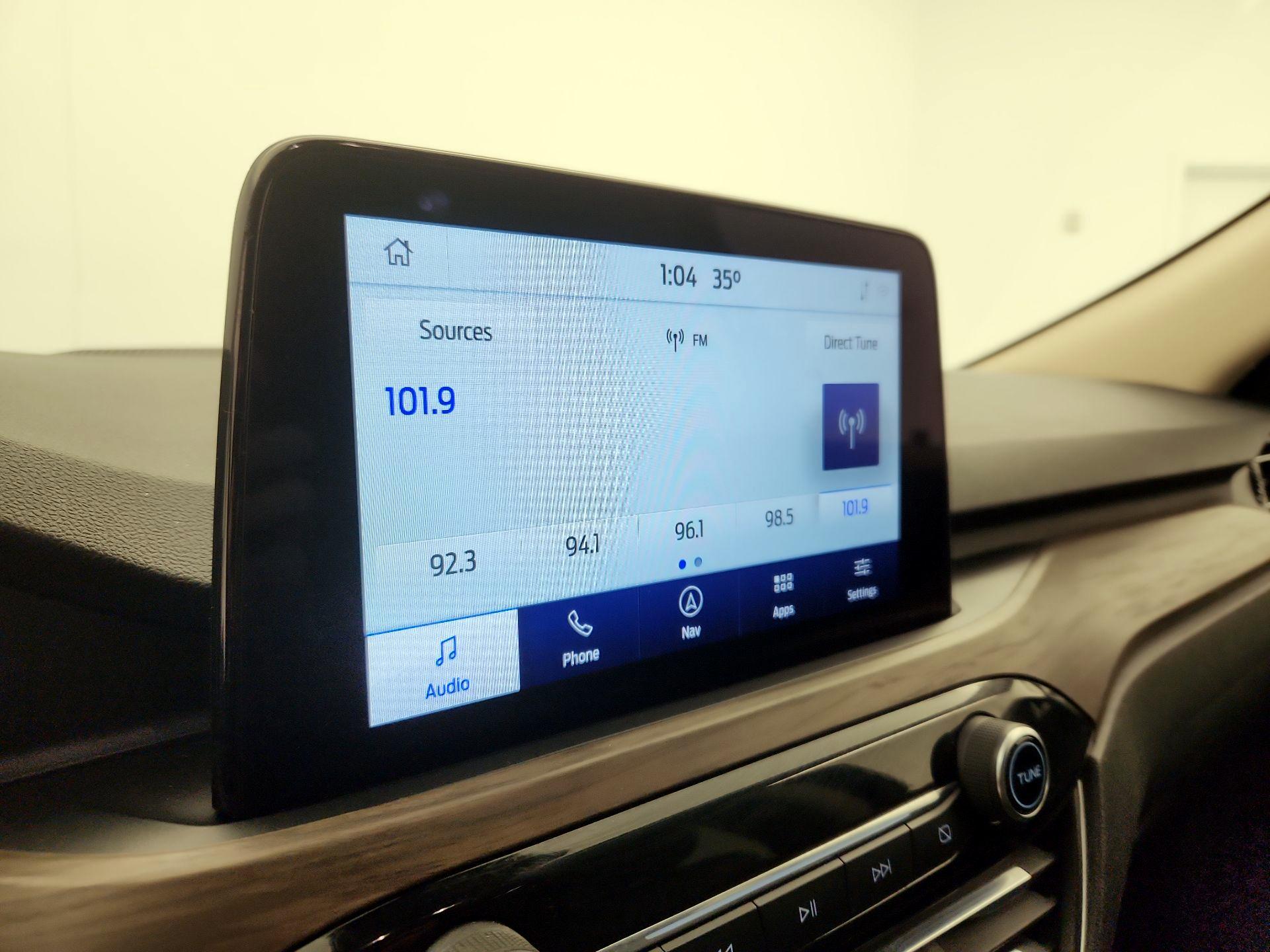 Thumbnail: 2020 Ford Escape - 16