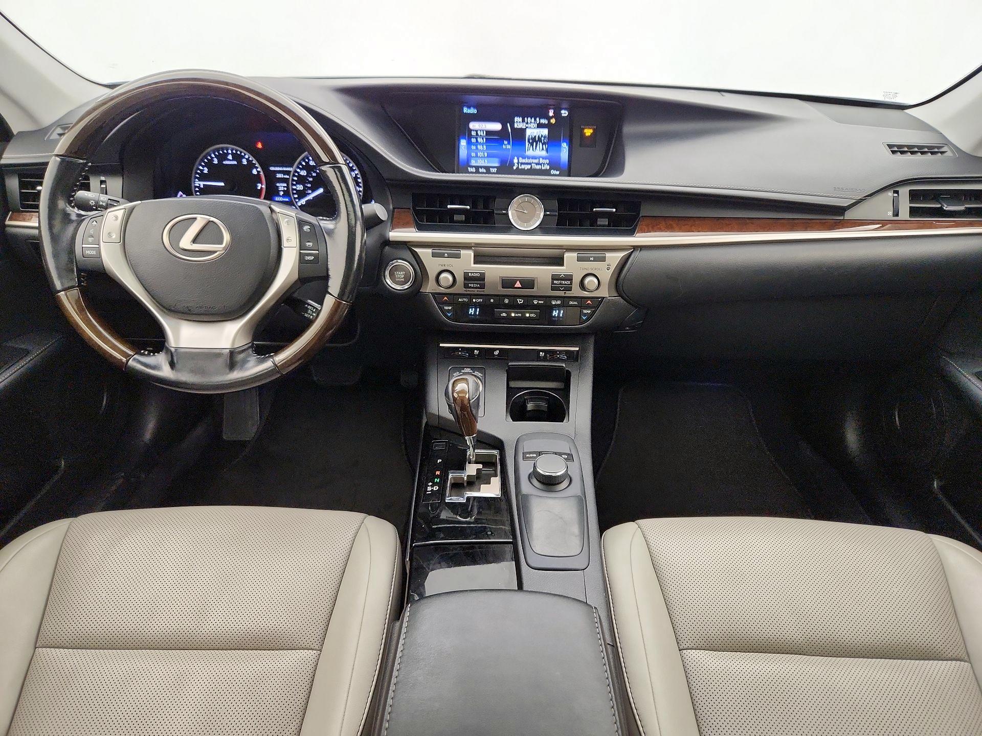 Thumbnail: 2015 Lexus ES - 9