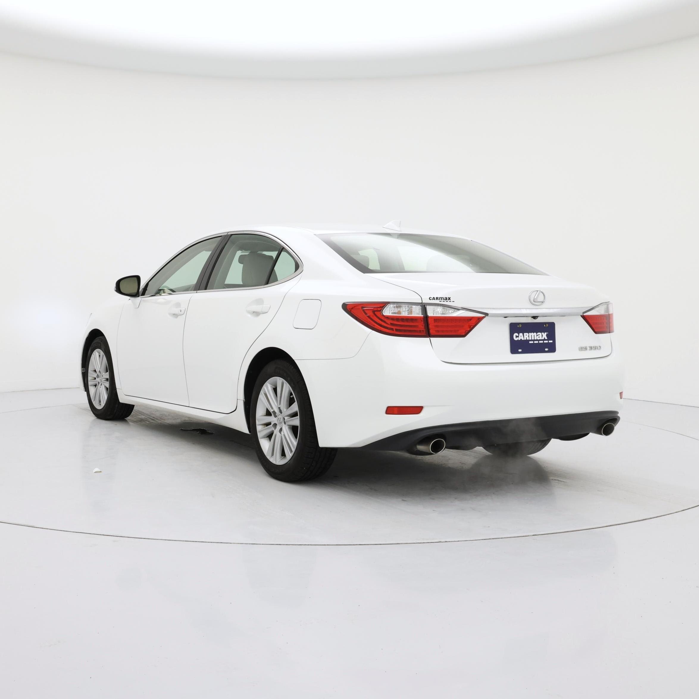Thumbnail: 2015 Lexus ES - 2