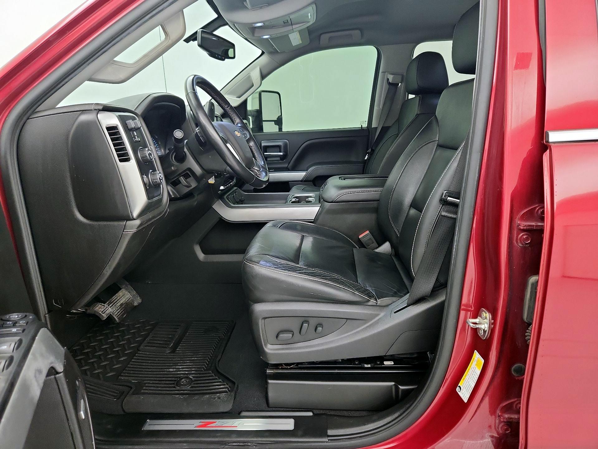 Thumbnail: 2019 Chevrolet Silverado 2500 - 11