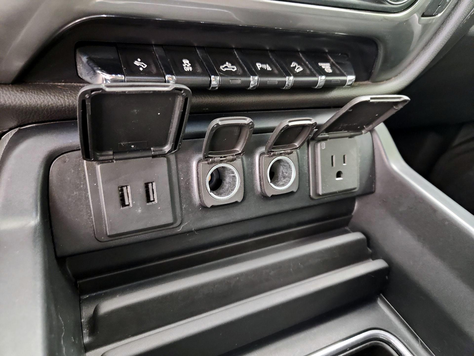 Thumbnail: 2019 Chevrolet Silverado 2500 - 19