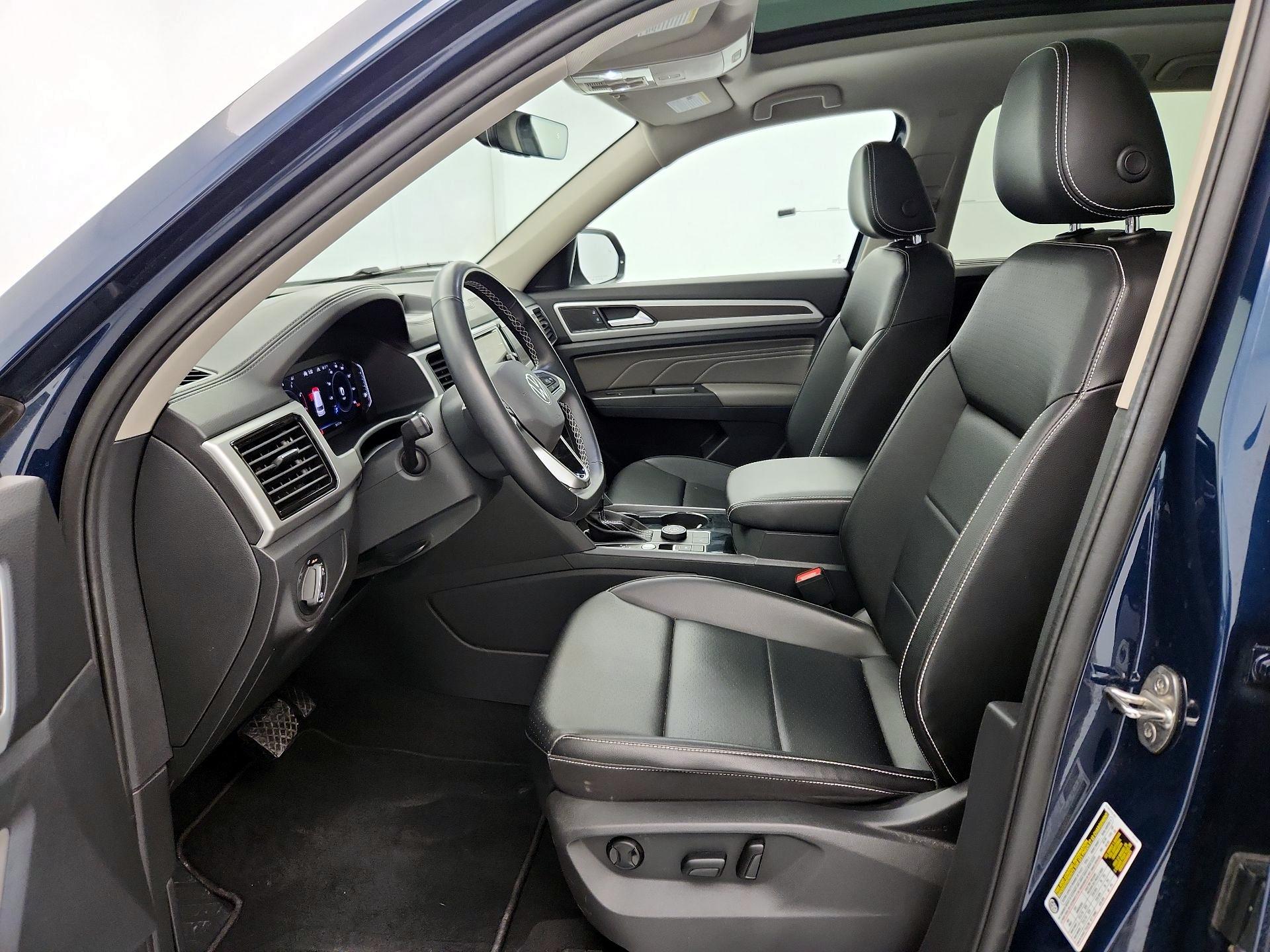 Thumbnail: 2022 Volkswagen Atlas - 11