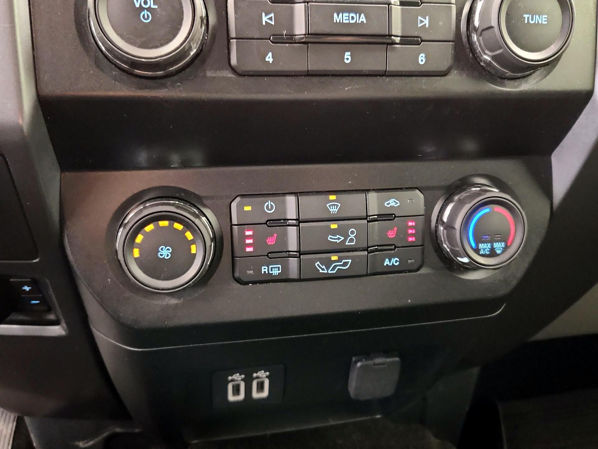 Thumbnail: 2019 Ford F-150 - 17