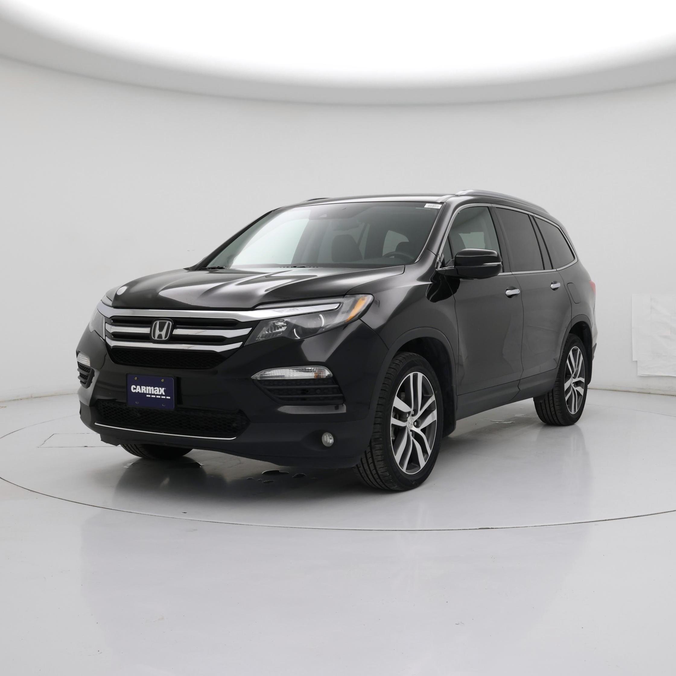 Thumbnail: 2017 Honda Pilot - 4