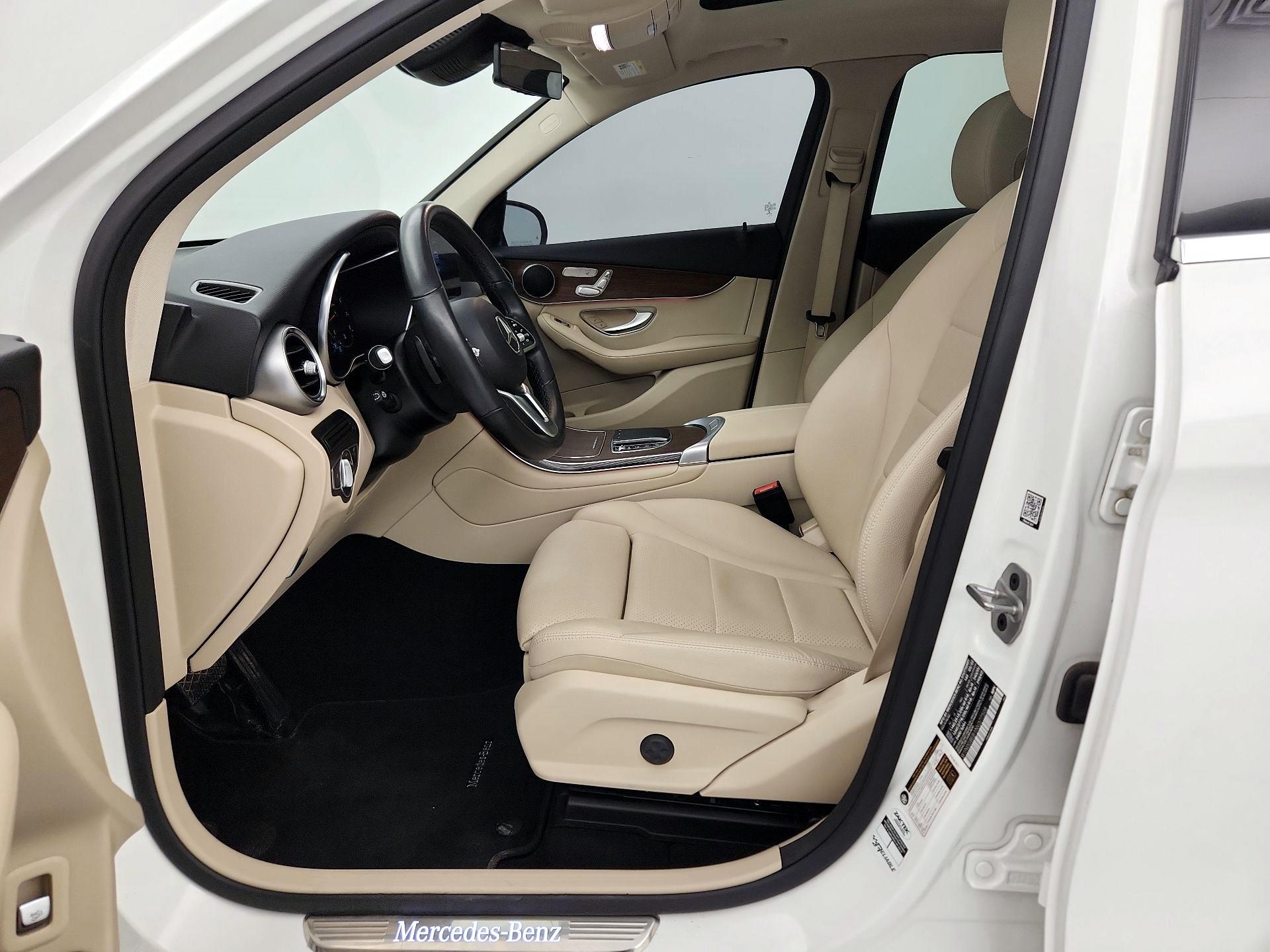 Thumbnail: 2022 Mercedes-Benz GLC - 11