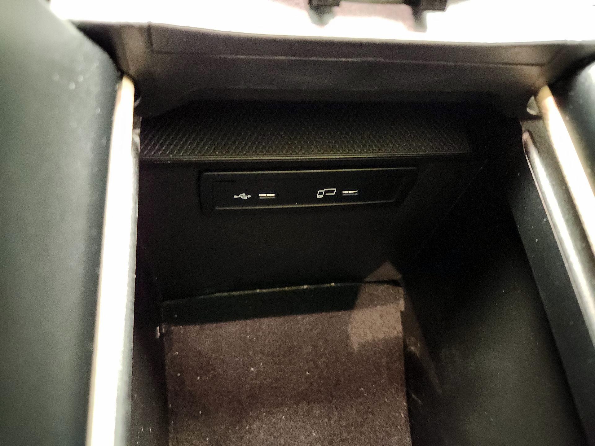 Thumbnail: 2022 Mercedes-Benz GLC - 18