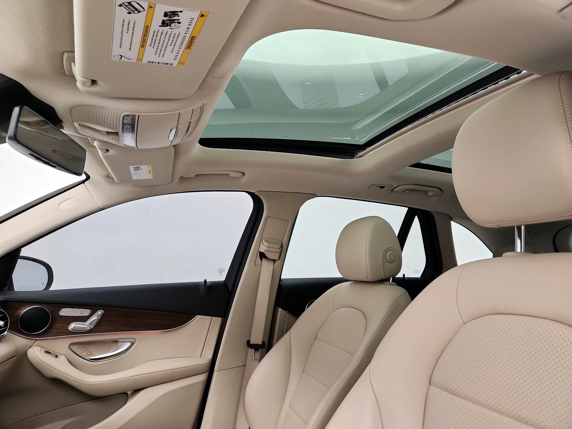 Thumbnail: 2022 Mercedes-Benz GLC - 19