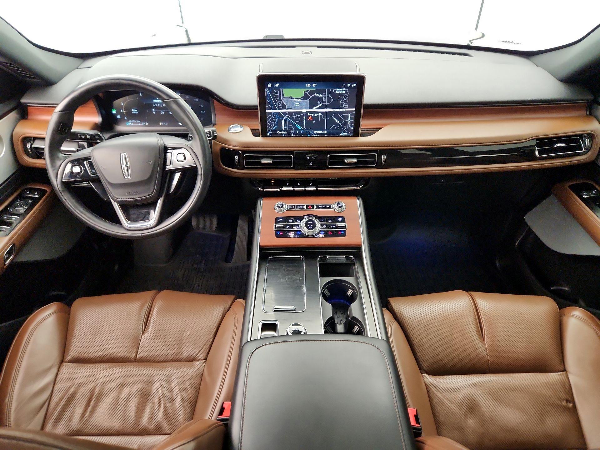 Thumbnail: 2020 Lincoln Aviator - 9