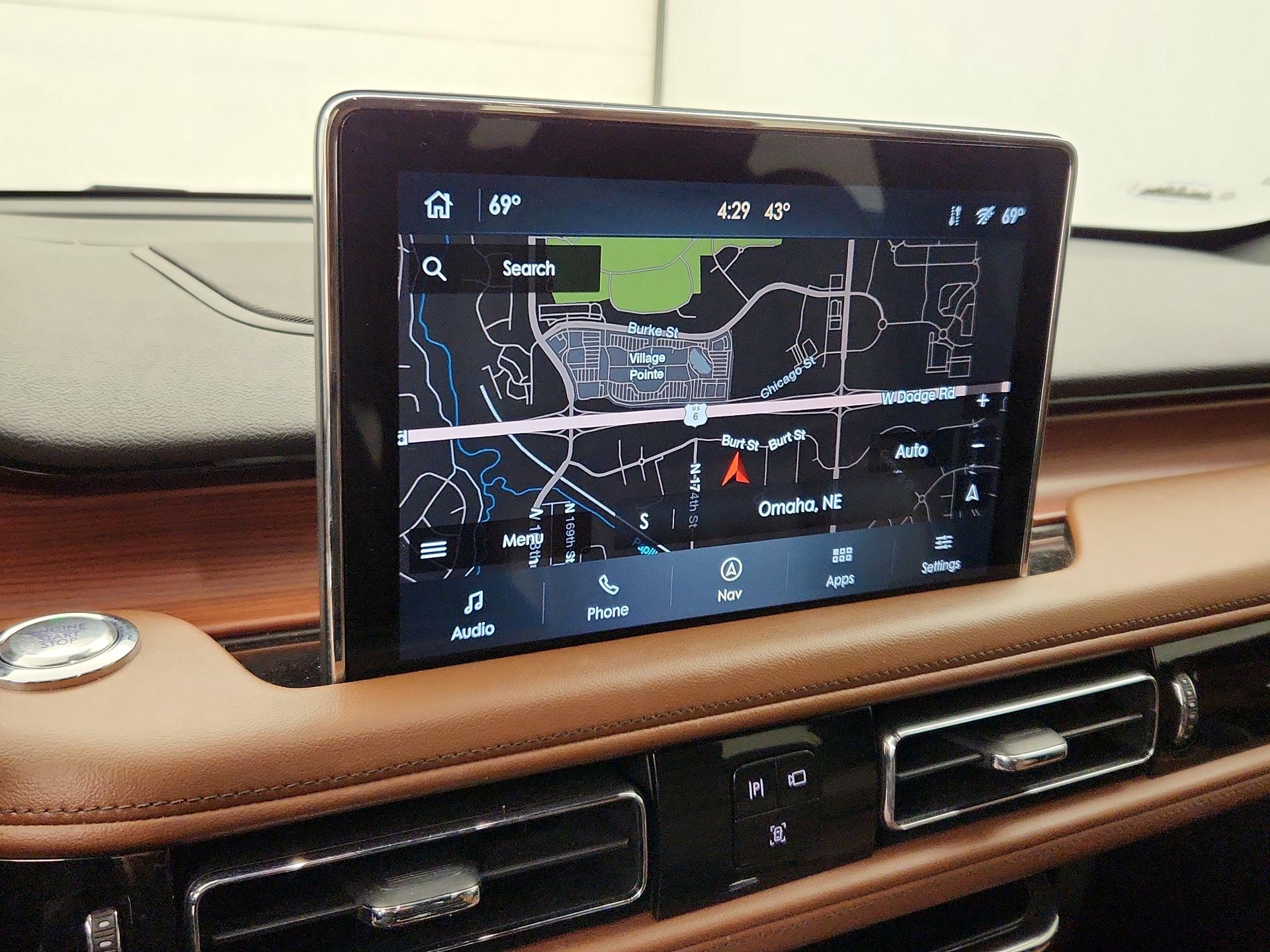 Thumbnail: 2020 Lincoln Aviator - 14