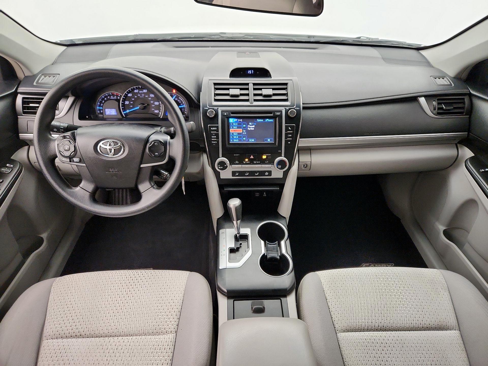 Thumbnail: 2014 Toyota Camry - 9