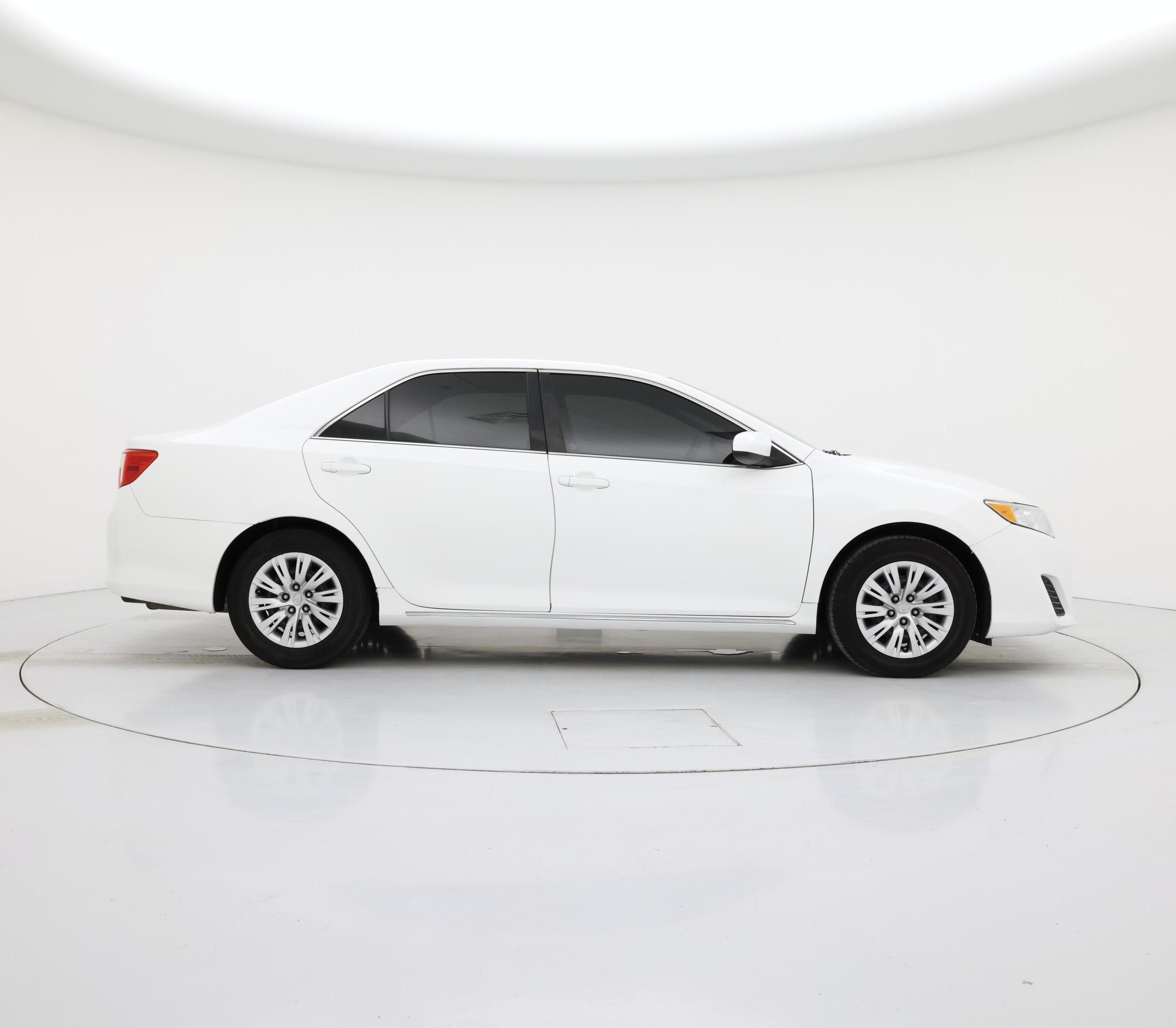 Thumbnail: 2014 Toyota Camry - 7