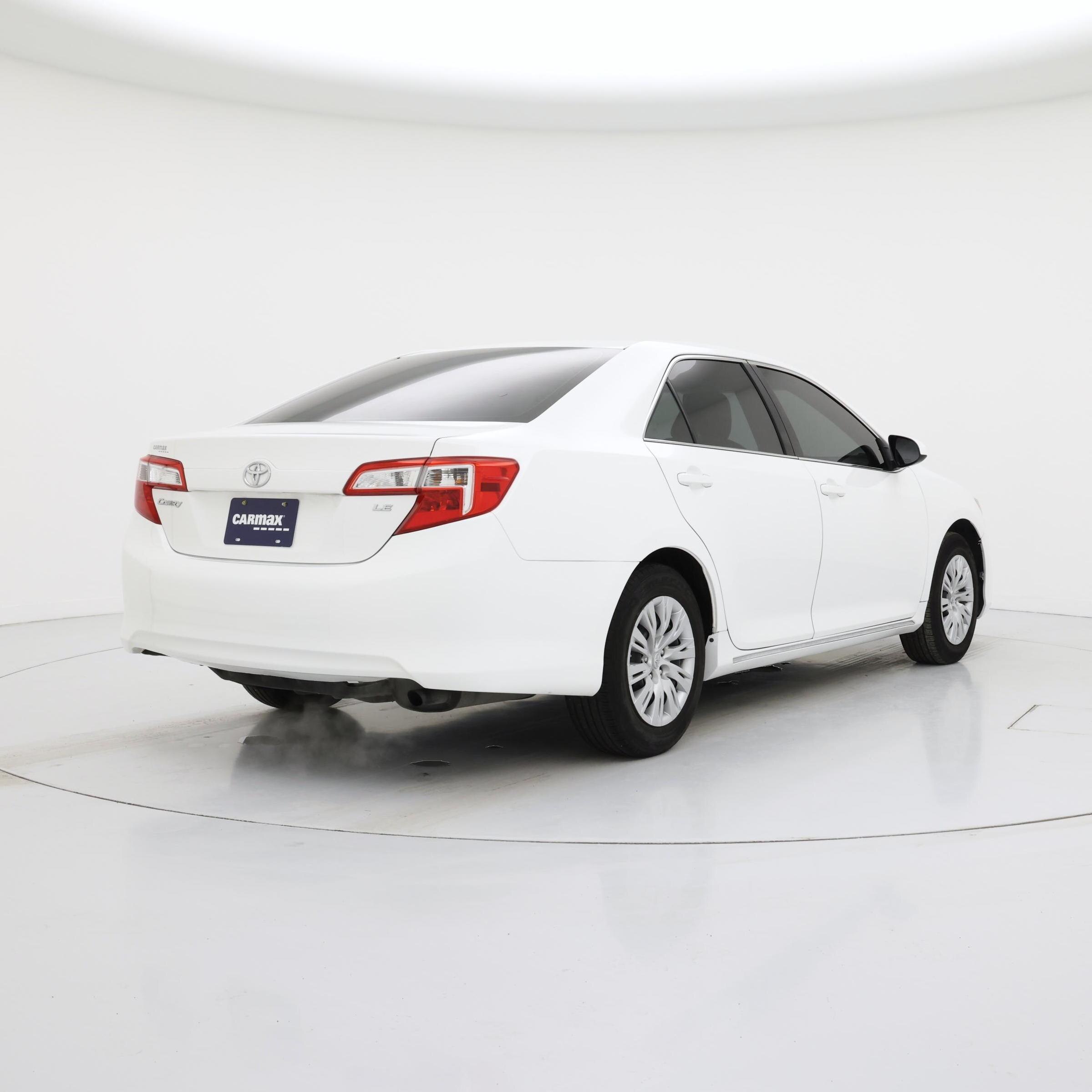Thumbnail: 2014 Toyota Camry - 8