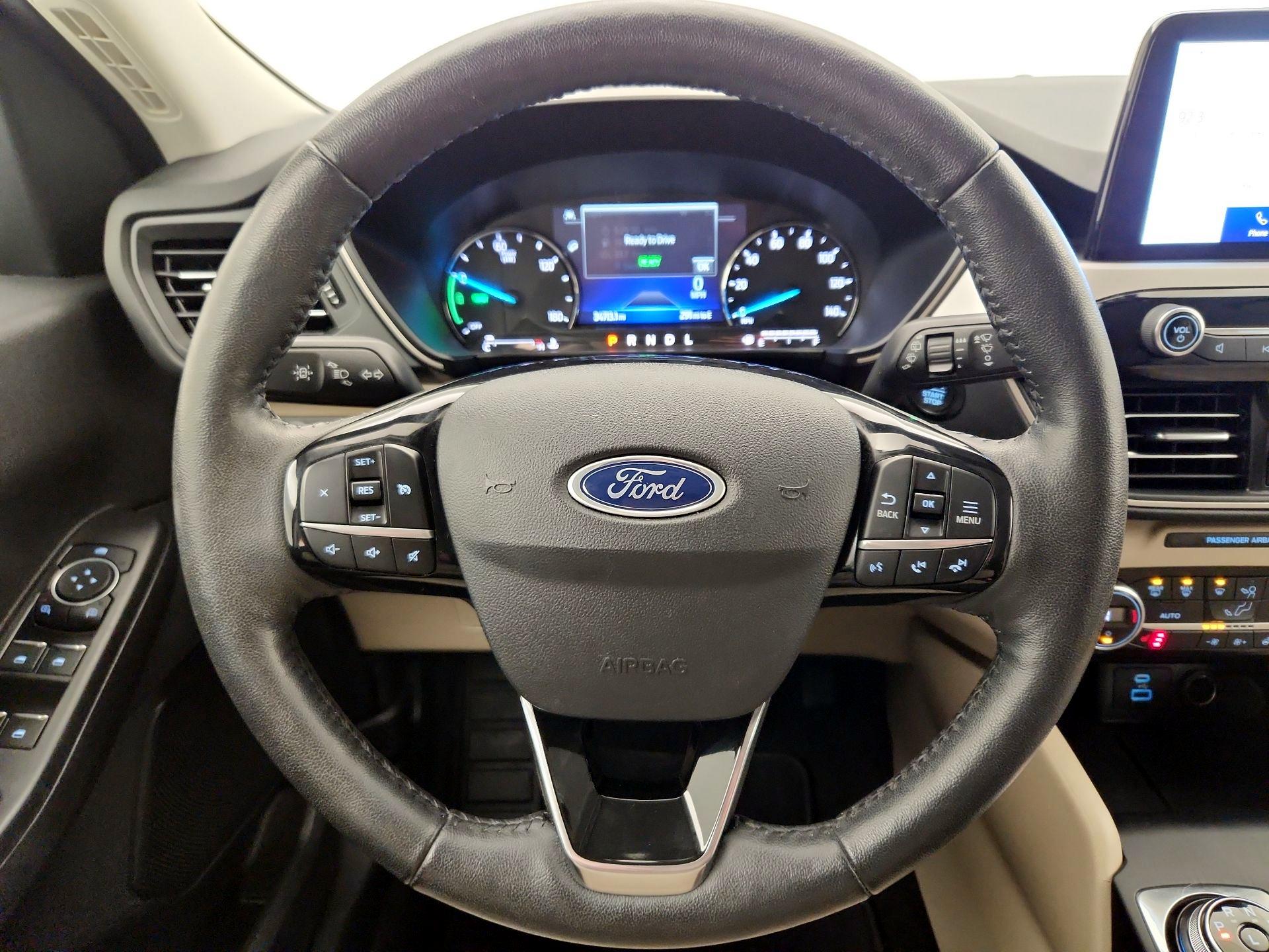 Thumbnail: 2021 Ford Escape - 10