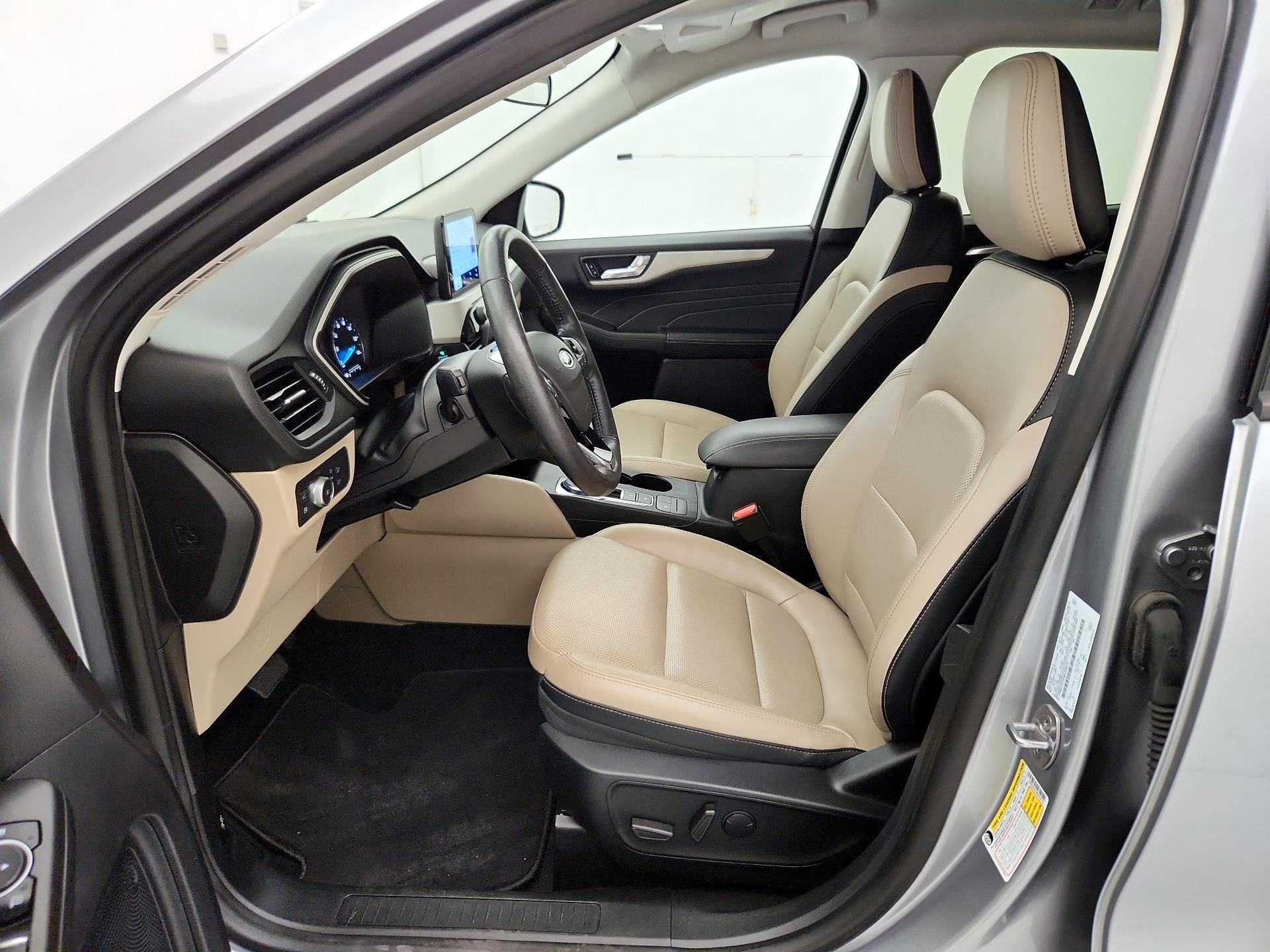 Thumbnail: 2021 Ford Escape - 11