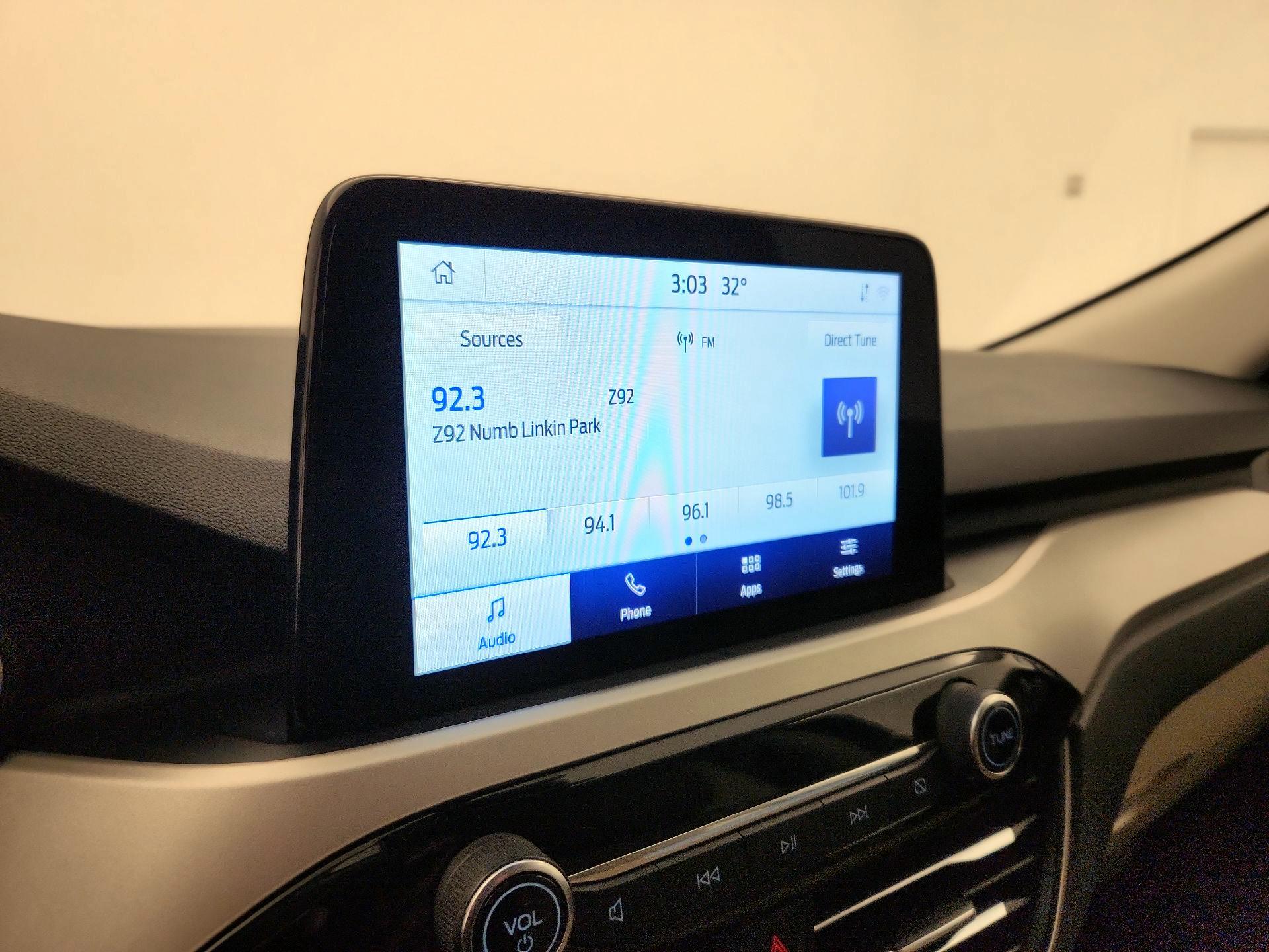 Thumbnail: 2021 Ford Escape - 15