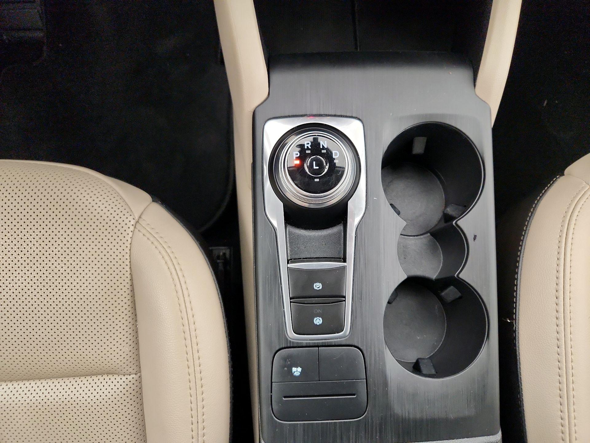 Thumbnail: 2021 Ford Escape - 17