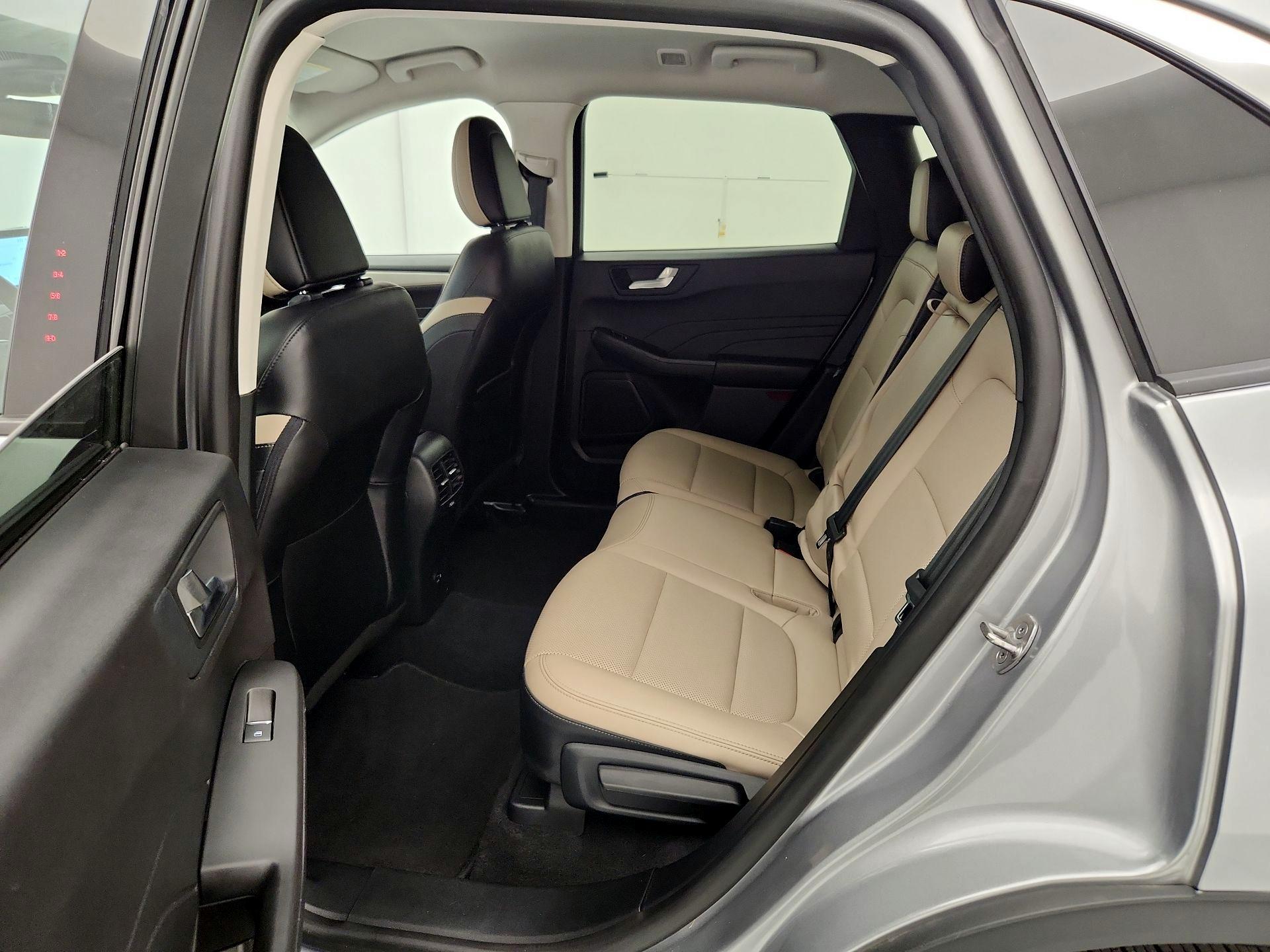 Thumbnail: 2021 Ford Escape - 19