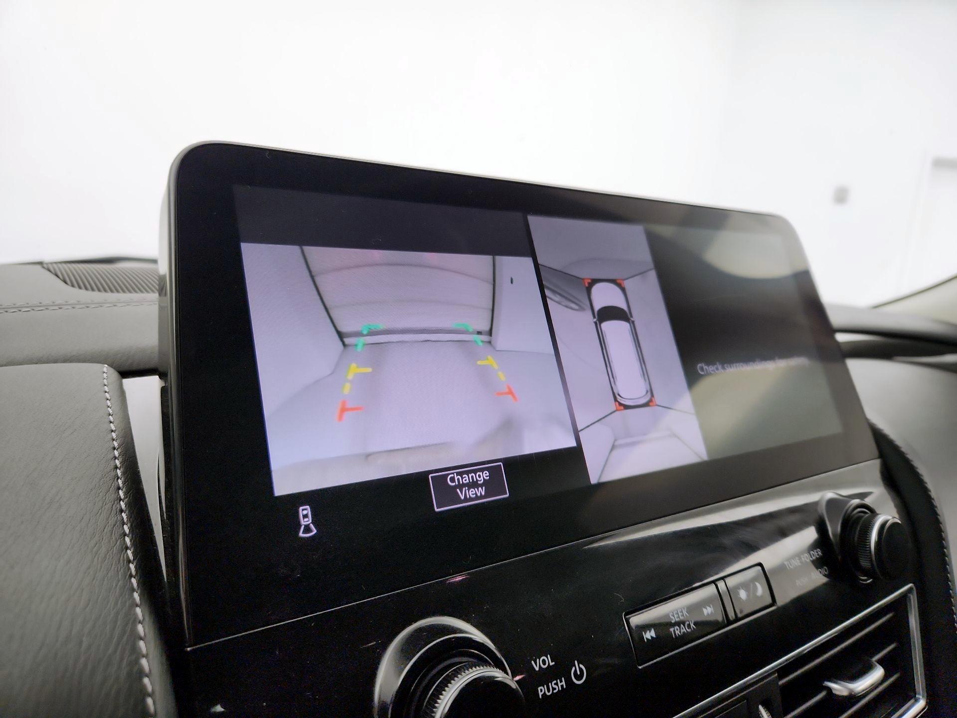 Thumbnail: 2024 INFINITI QX80 - 15